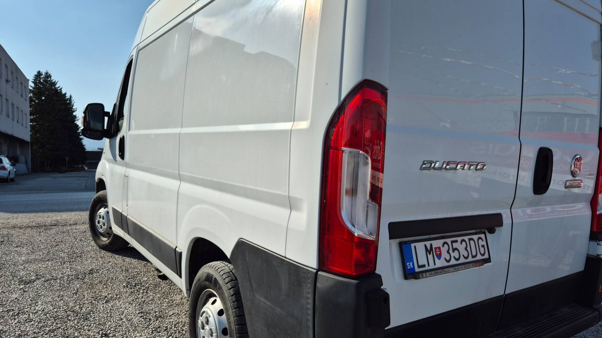 Fiat Ducato 2.3 MultiJet 150k E6 izoterma 110kW – Obrázok 11