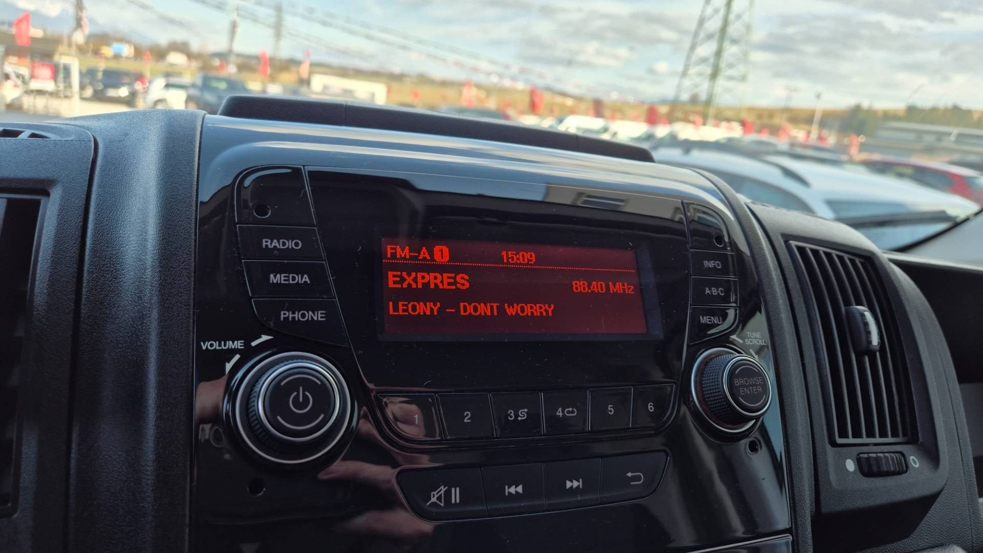 Fiat Ducato 2.3 MultiJet 150k E6 izoterma 110kW – Obrázok 39