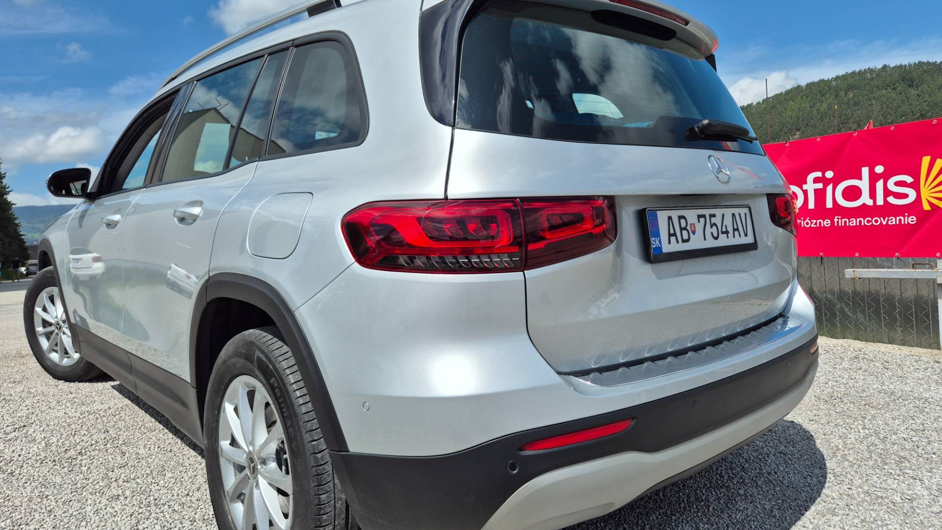 Mercedes-Benz GLB 200d A/T – Obrázok 25