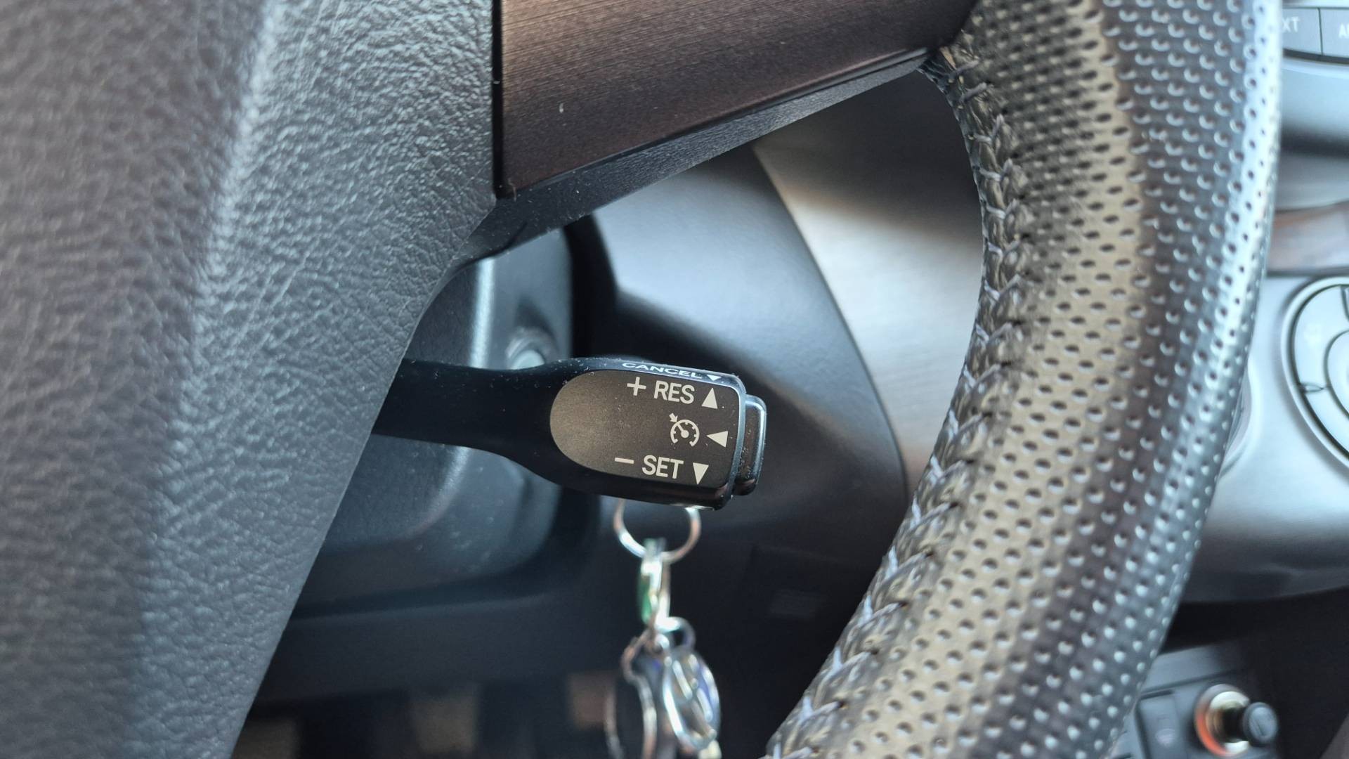 Toyota RAV4 2.2l D-4D 150 Lux – Obrázok 35