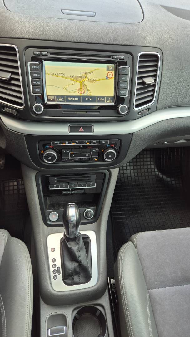 Volkswagen Sharan 2.0 TDI BMT 170k Highline DSG – Obrázok 34