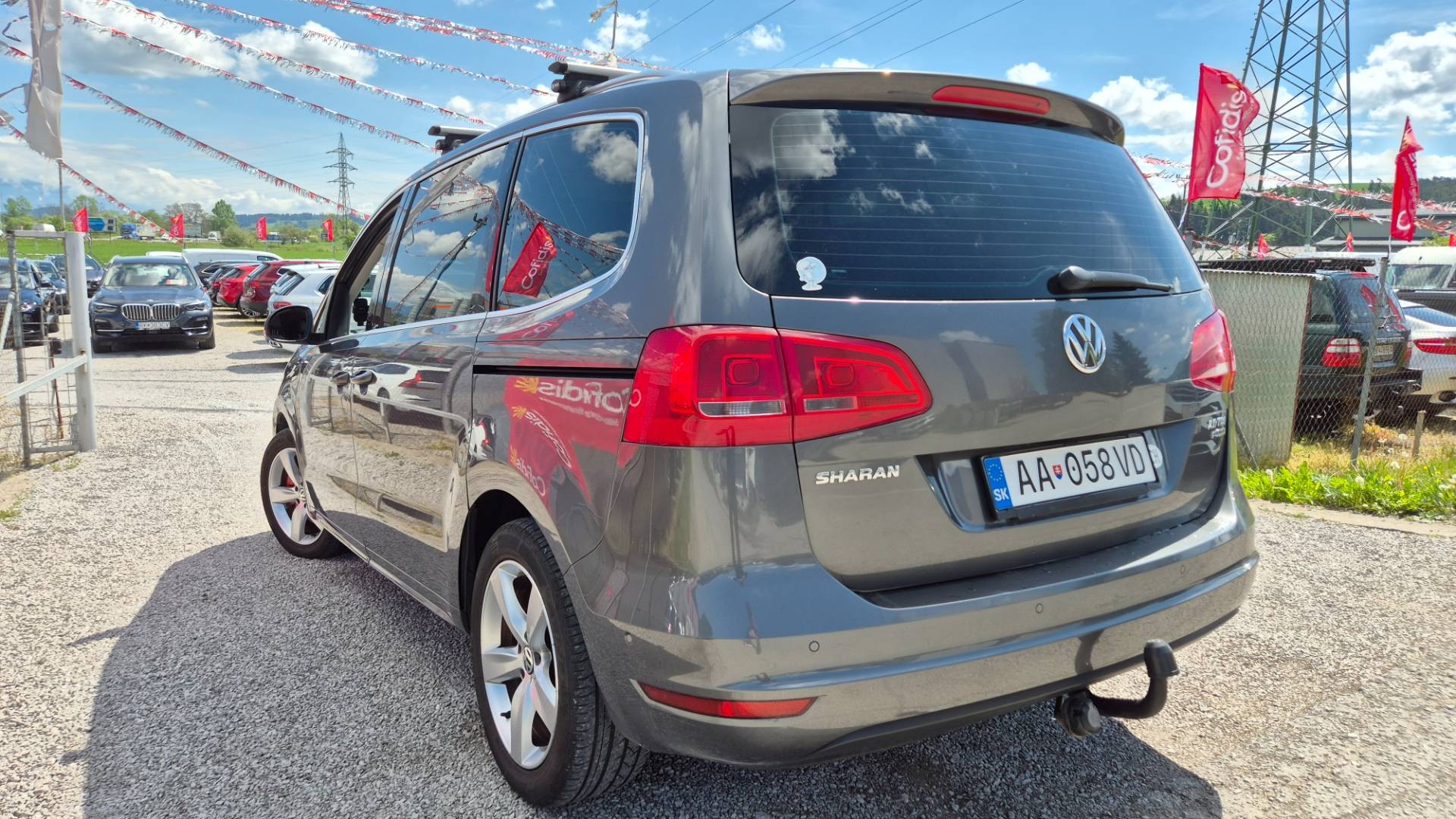 Volkswagen Sharan 2.0 TDI BMT 170k Highline DSG – Obrázok 9
