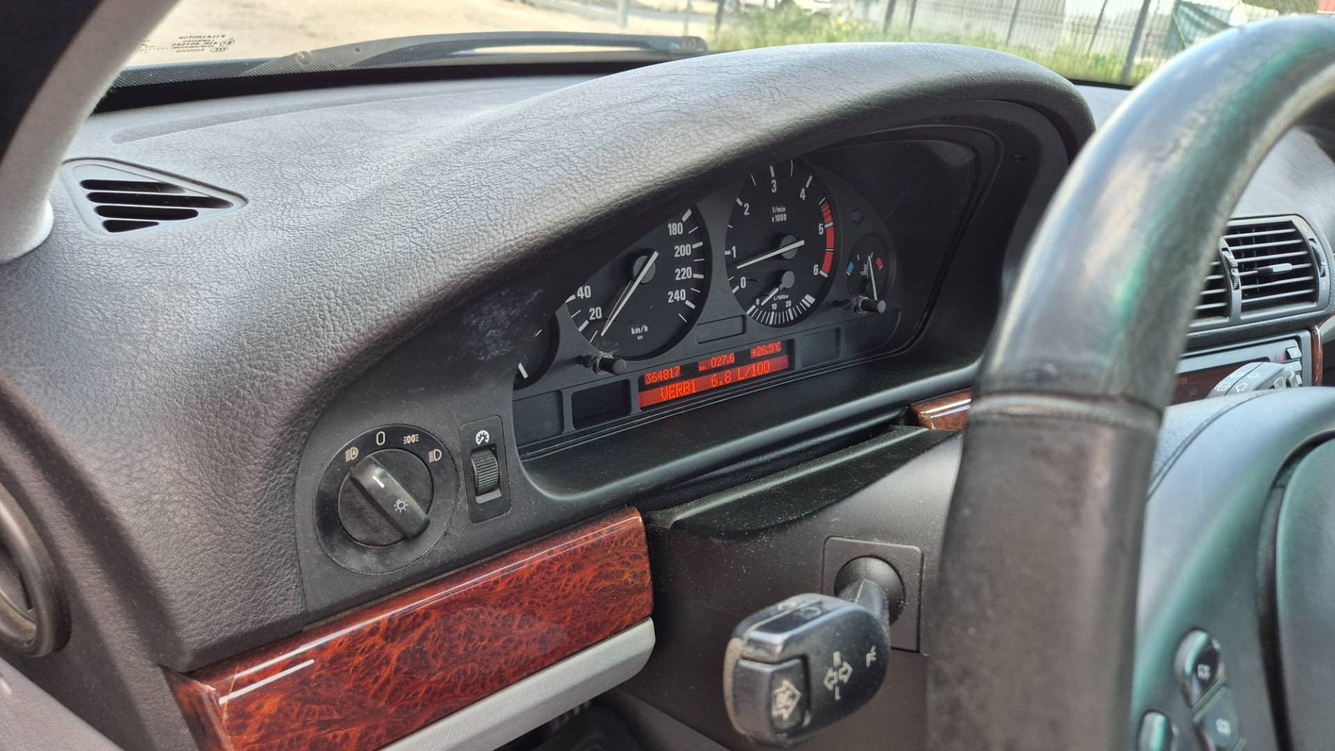 BMW Rad 5 Touring 525 dT – Obrázok 21