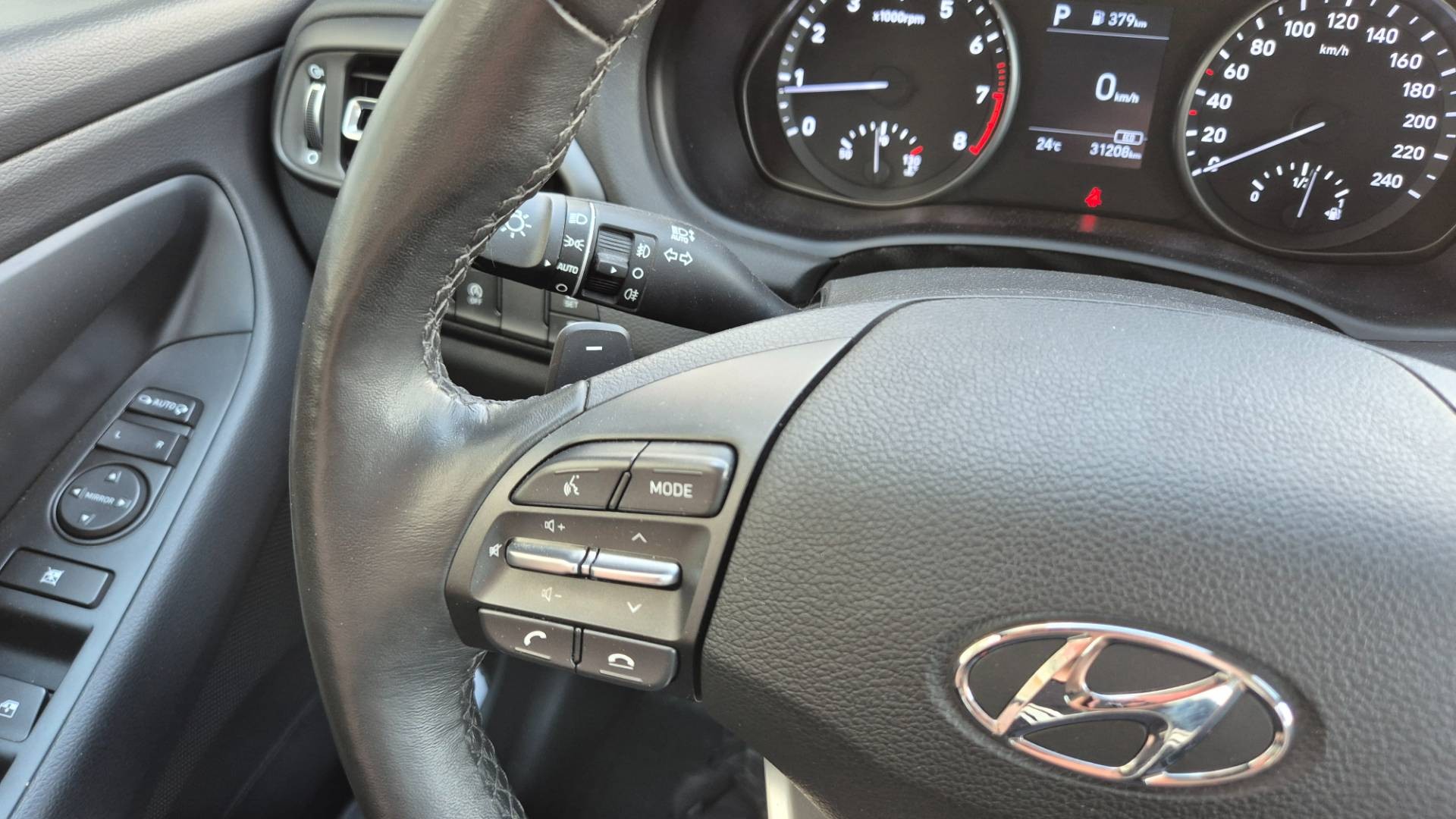 Hyundai i30 1.5 T-GDi mHEV Play DCT – Obrázok 36