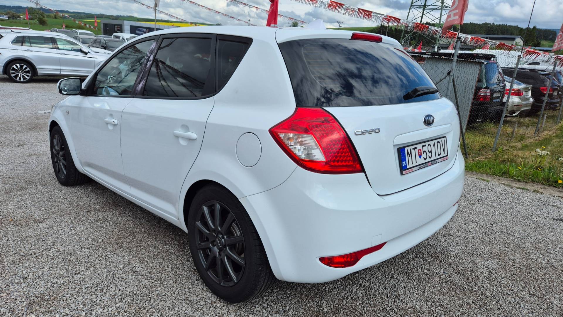 Kia Cee´d 1.6 CRDi VGT EX – Obrázok 5