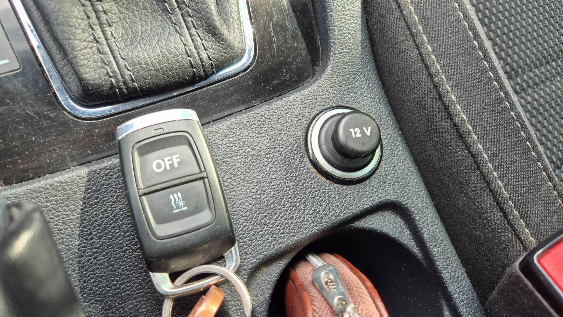 Škoda Octavia Combi 2.0 TDI 184k Scout DSG 4x4 – Obrázok 32