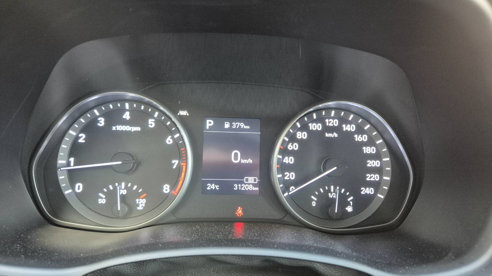 Hyundai i30 1.5 T-GDi mHEV Play DCT – Obrázok 37