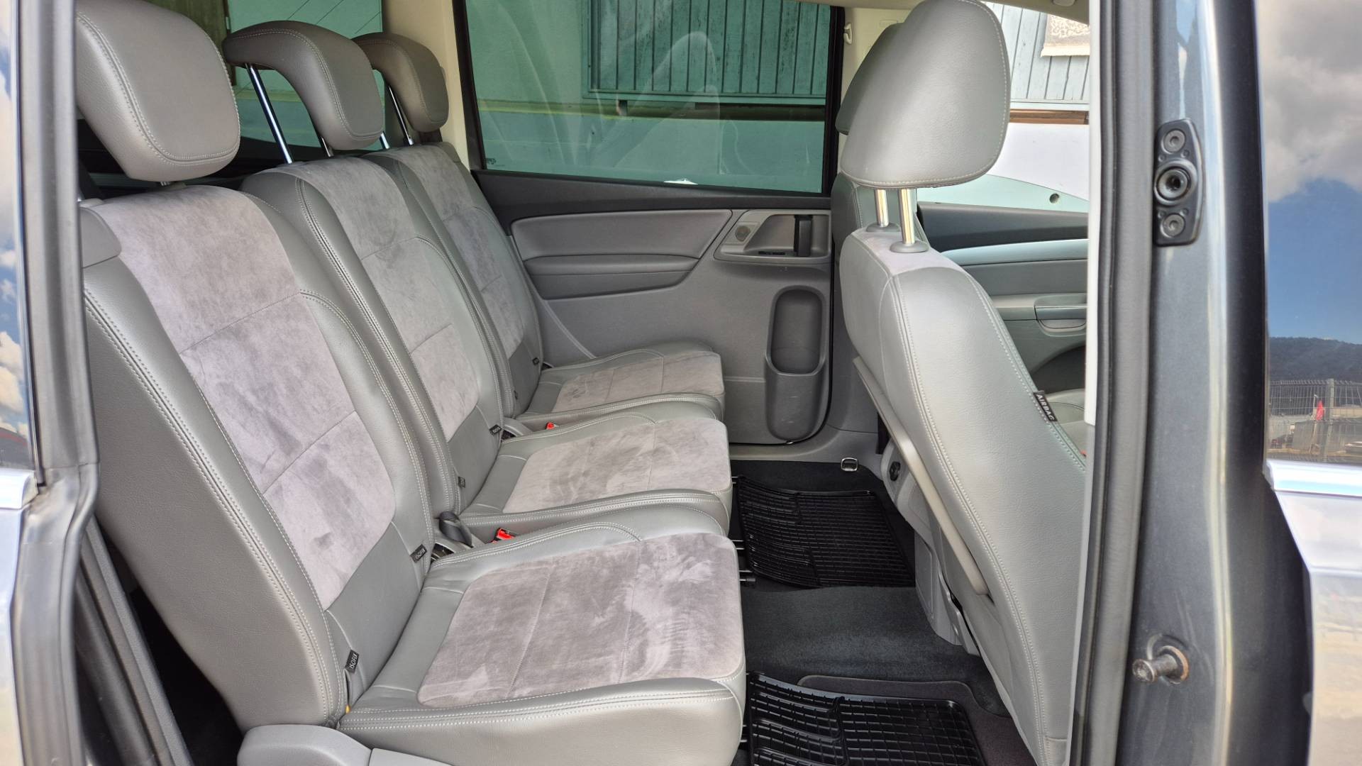Volkswagen Sharan 2.0 TDI BMT 170k Highline DSG – Obrázok 29