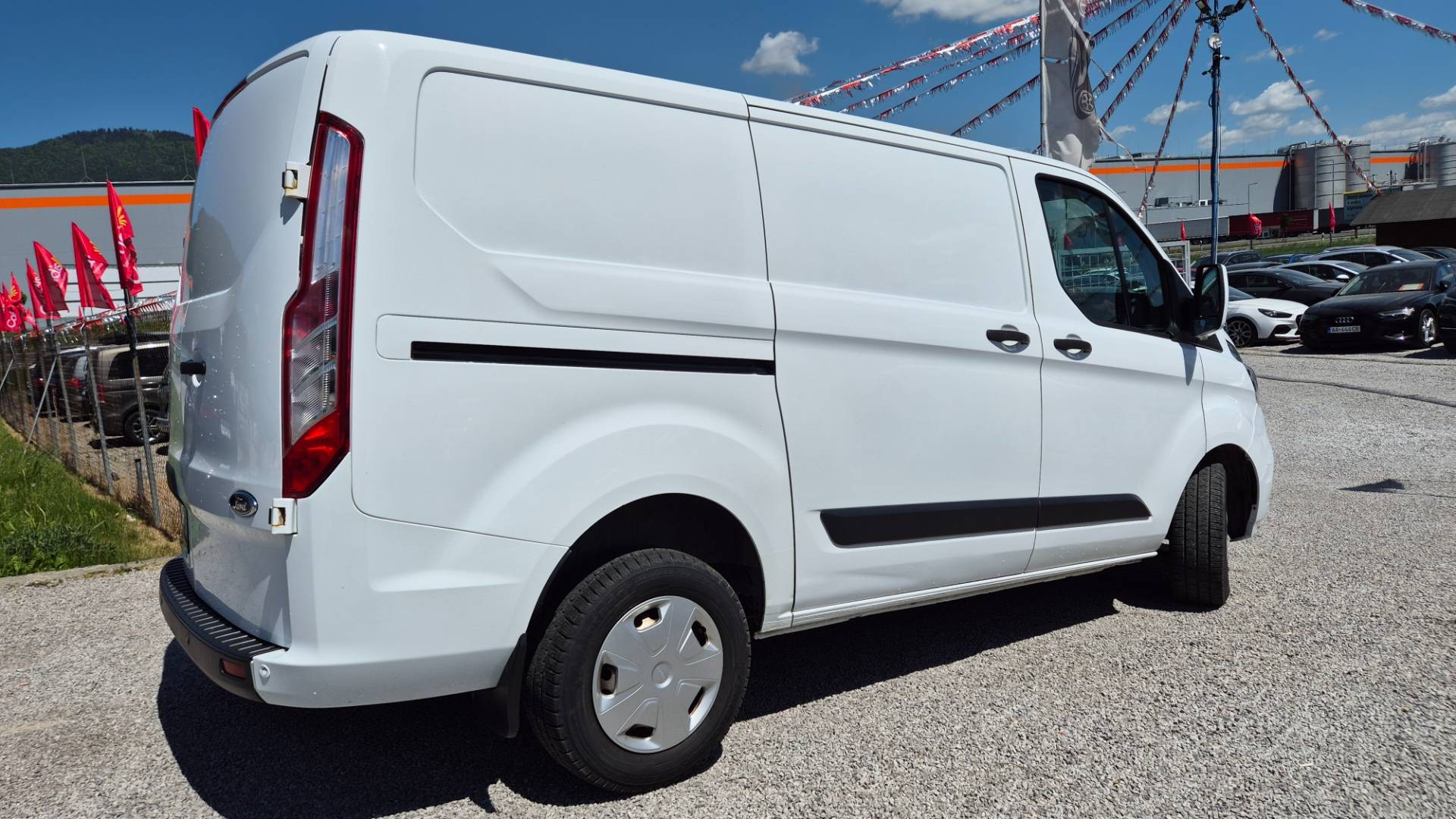 Ford Transit Custom 2.0 TDCi EcoBlue – Obrázok 6