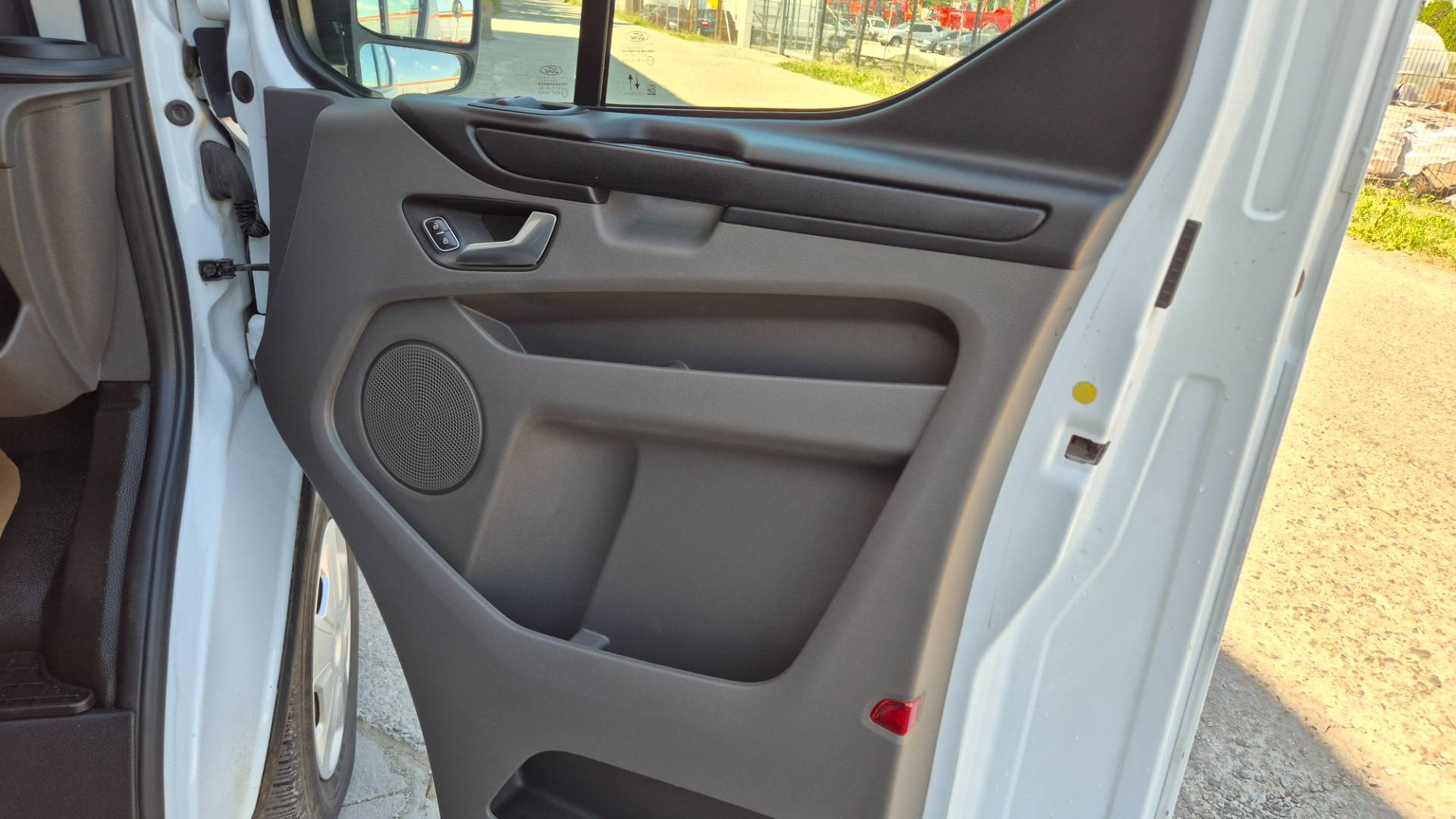 Ford Transit Custom 2.0 TDCi EcoBlue – Obrázok 27