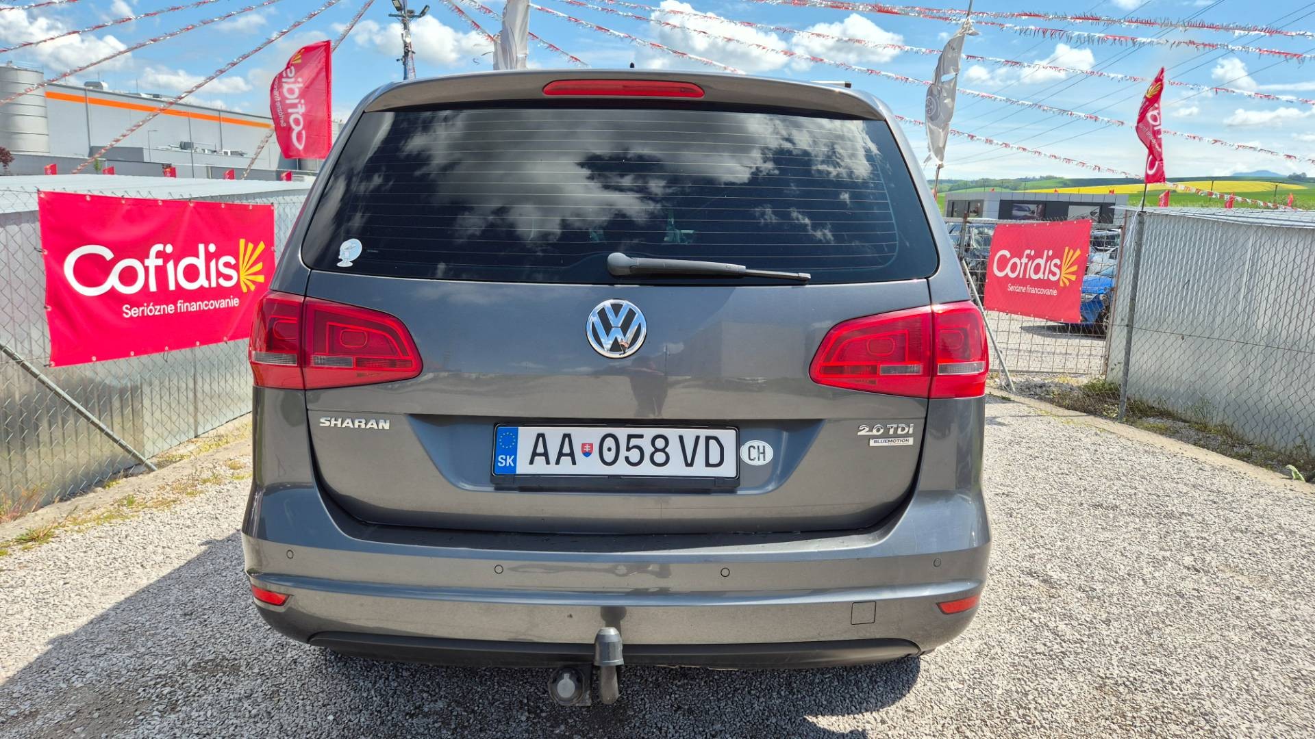 Volkswagen Sharan 2.0 TDI BMT 170k Highline DSG – Obrázok 8