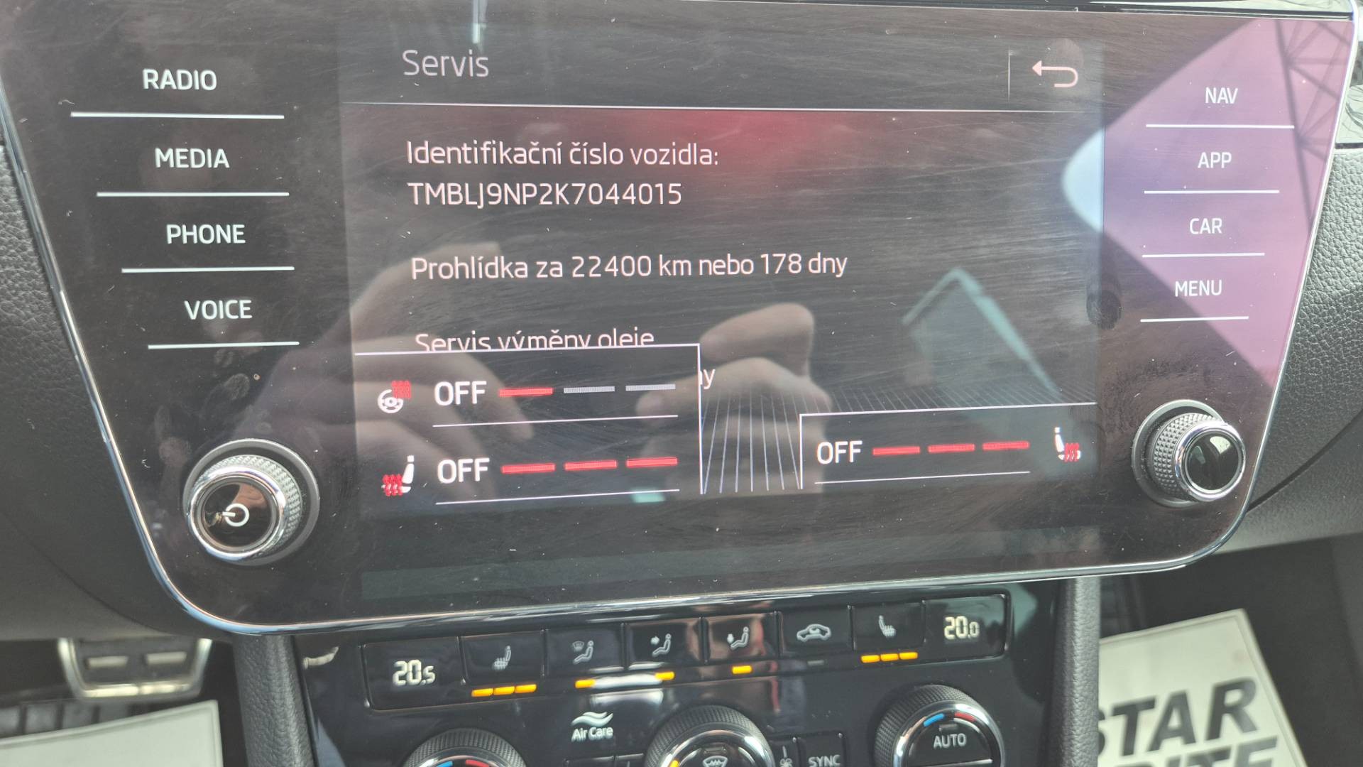 Škoda Superb Combi 2.0 TDI SCR Sportline 4x4 DSG – Obrázok 45