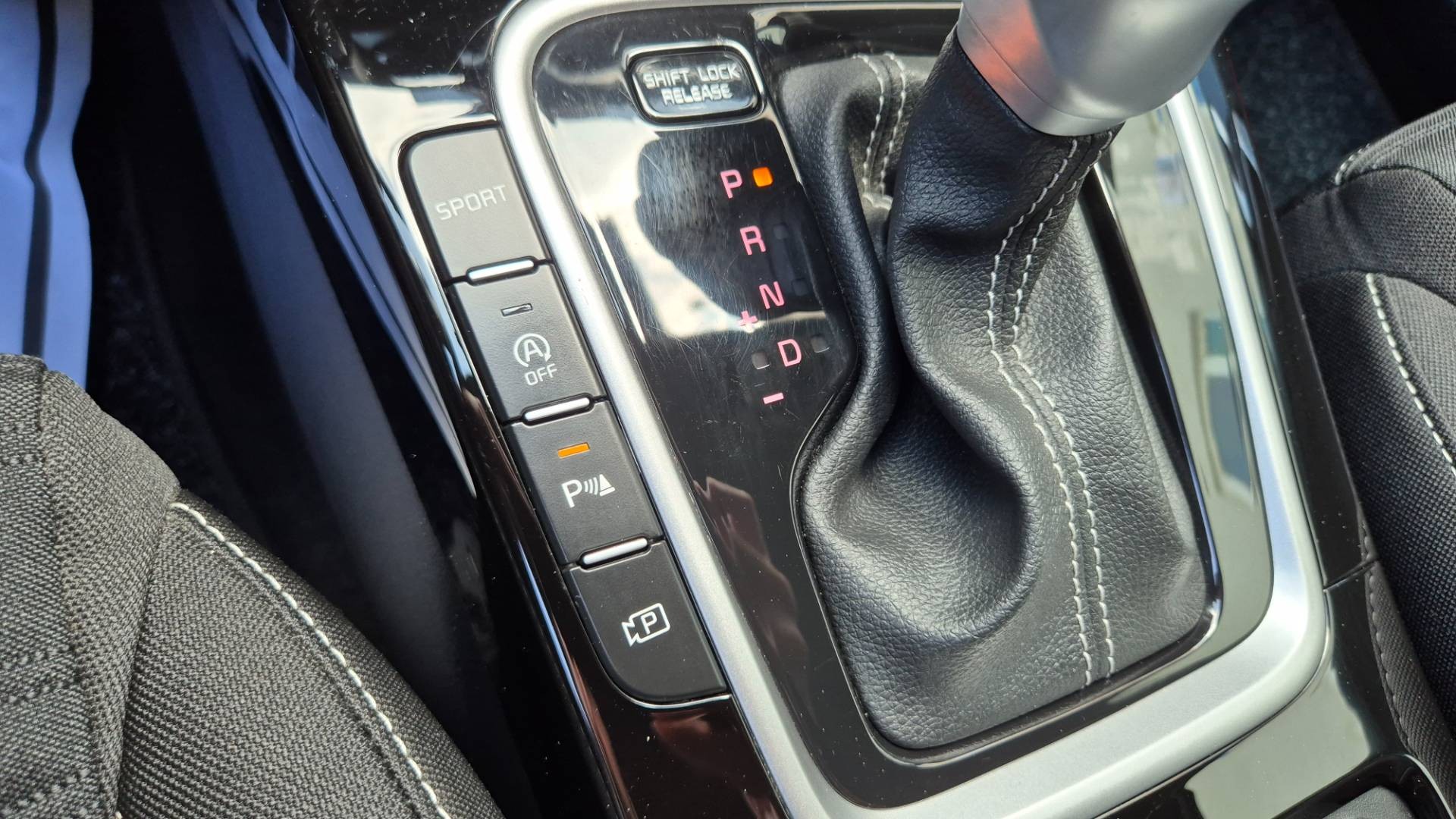 Kia ProCeed 1.5 T-GDi GT-Line A/T – Obrázok 39