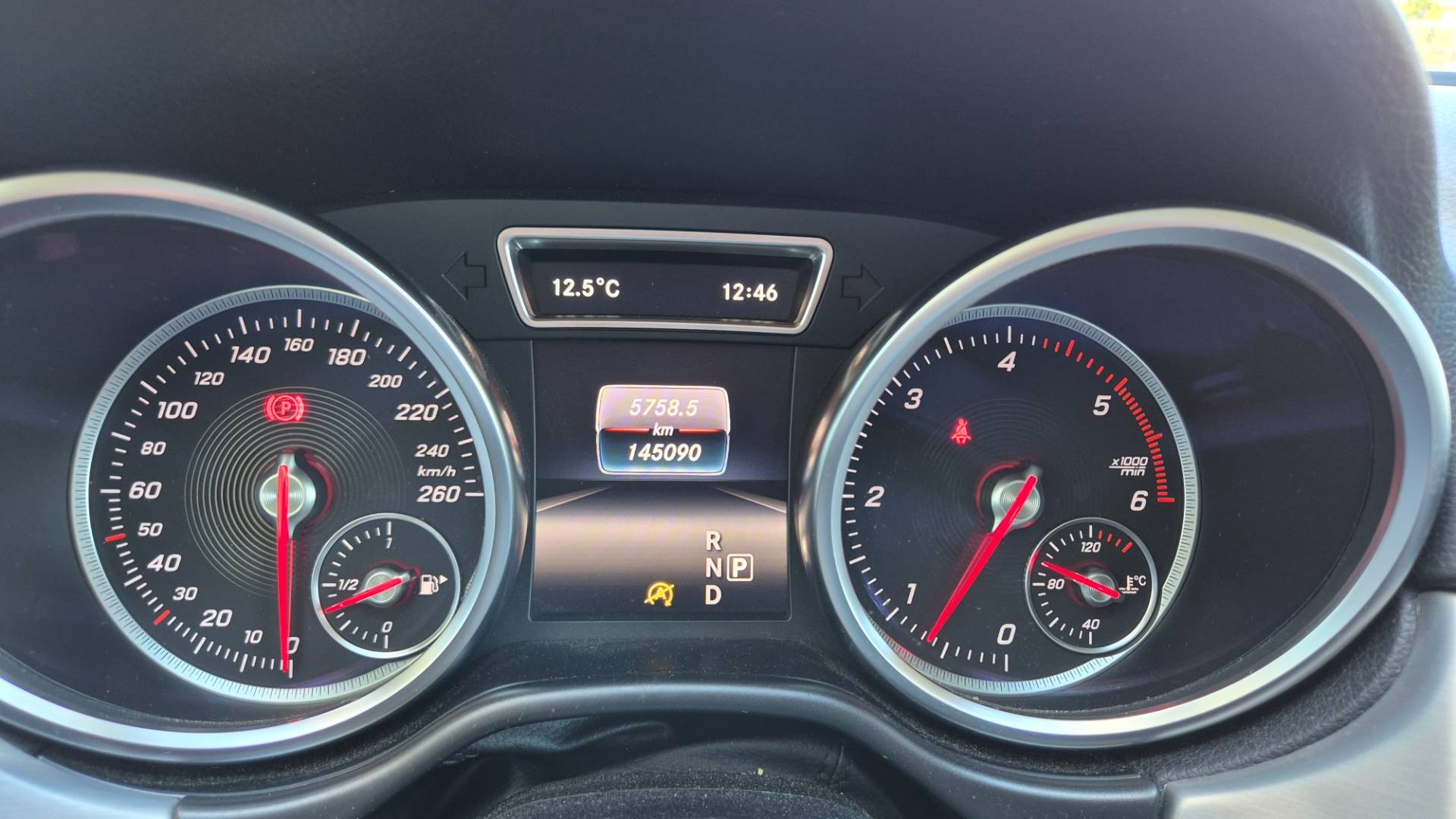 Mercedes-Benz GLE SUV 350d 4matic A/T – Obrázok 37
