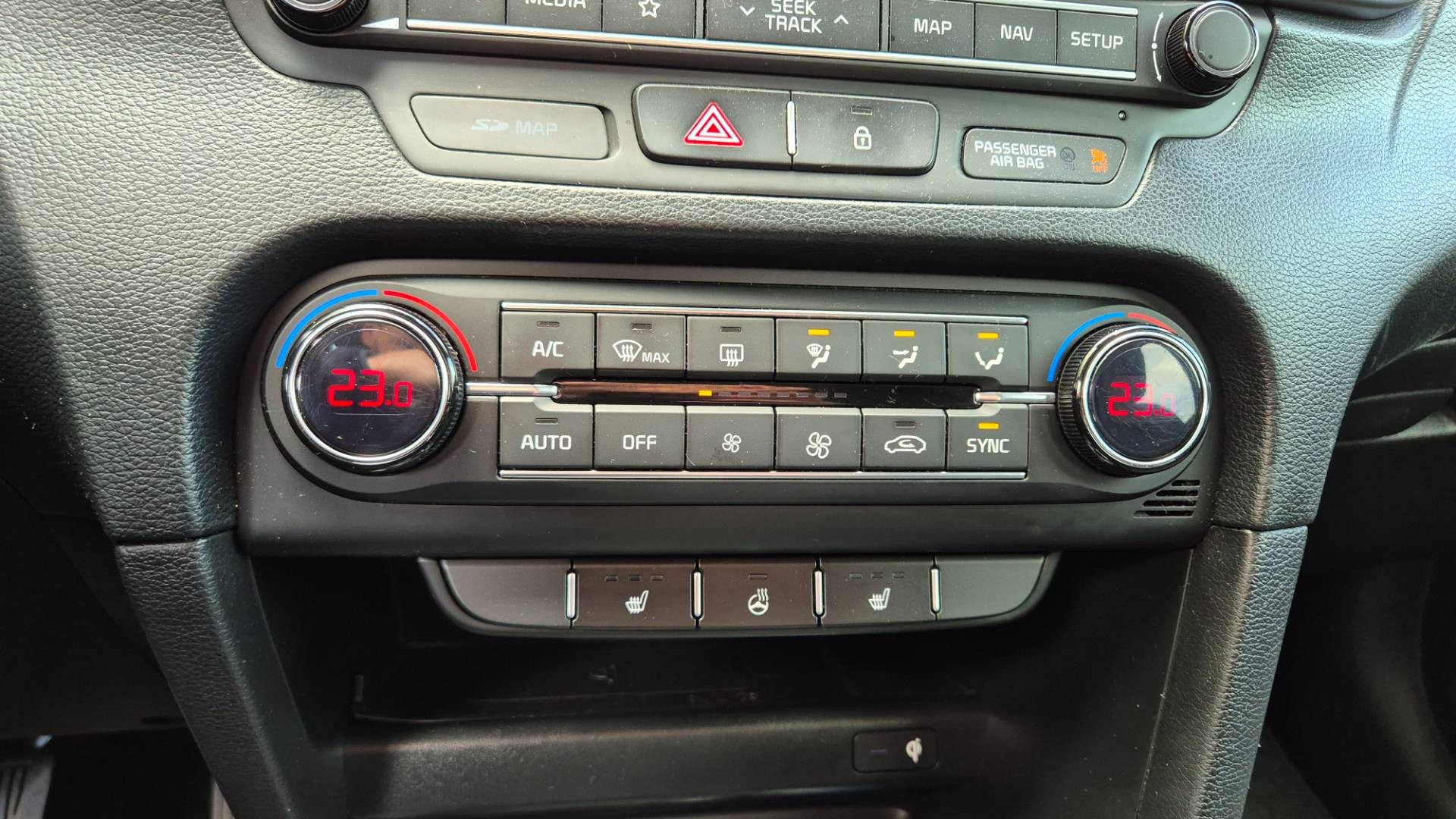 Kia Ceed SW 1.6 CRDi 136k Gold A/T – Obrázok 33