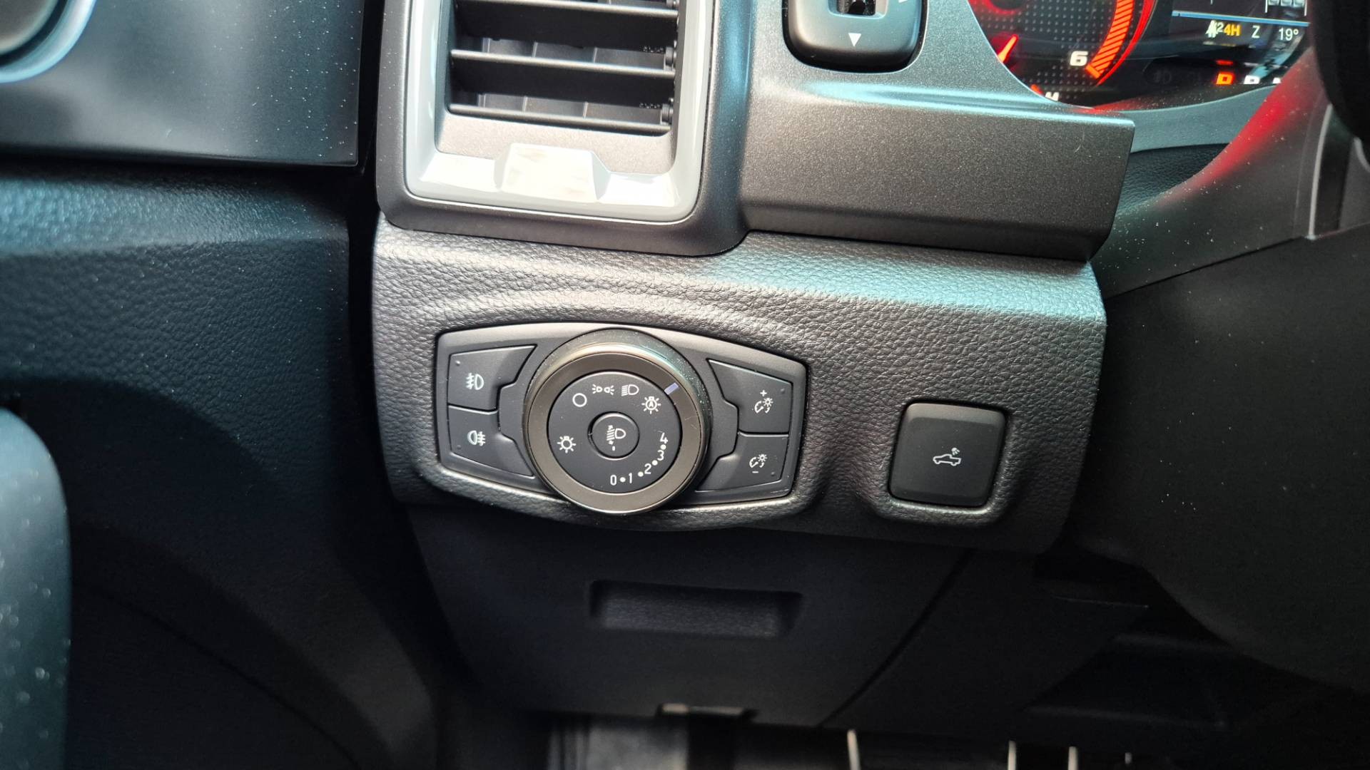 Ford Ranger Raptor 2.0 TDCi EcoBlue BiTurbo 4WD Double Cab A/T – Obrázok 41