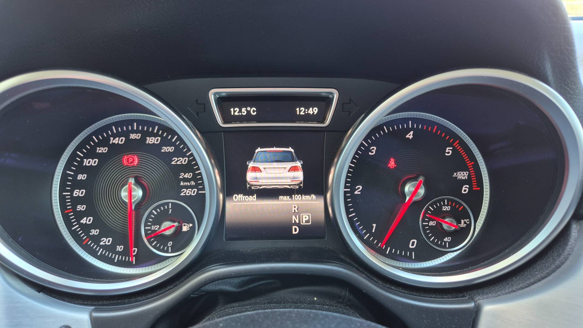 Mercedes-Benz GLE SUV 350d 4matic A/T – Obrázok 48