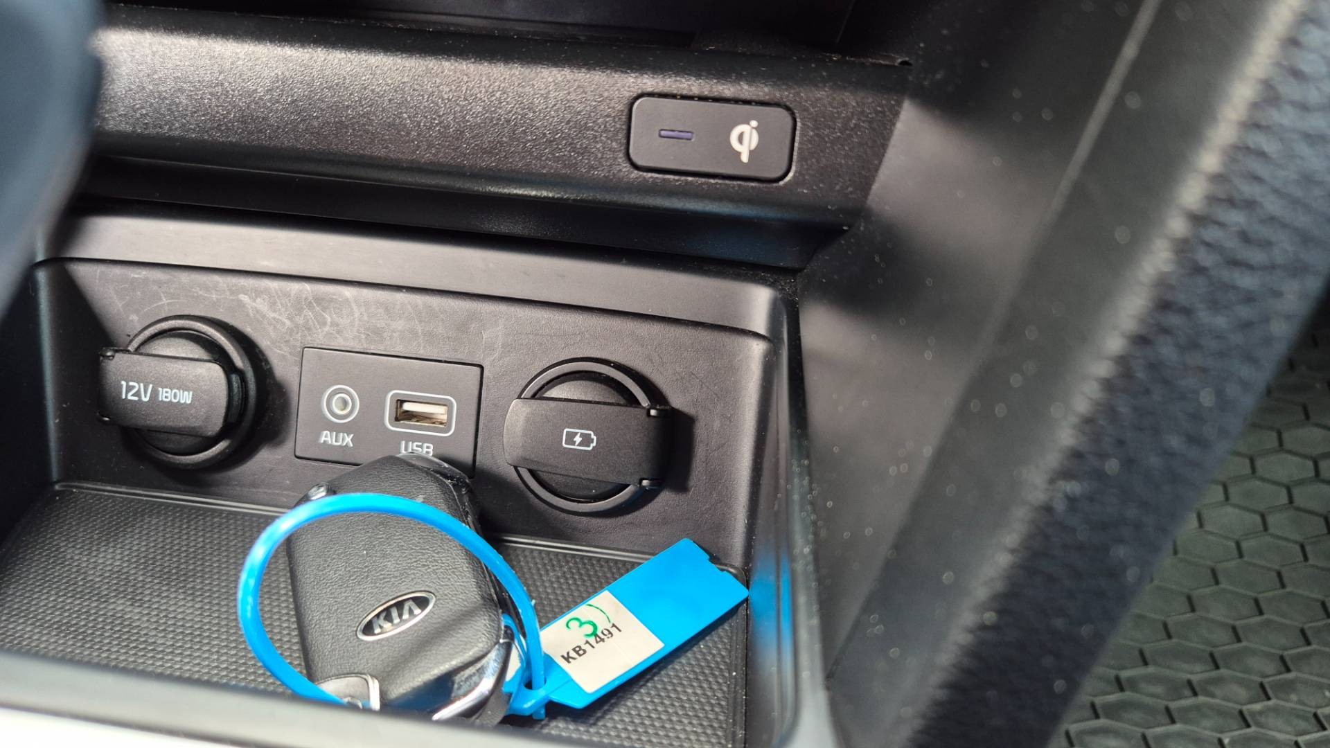 Kia Ceed SW 1.6 CRDi 136k Gold A/T – Obrázok 40