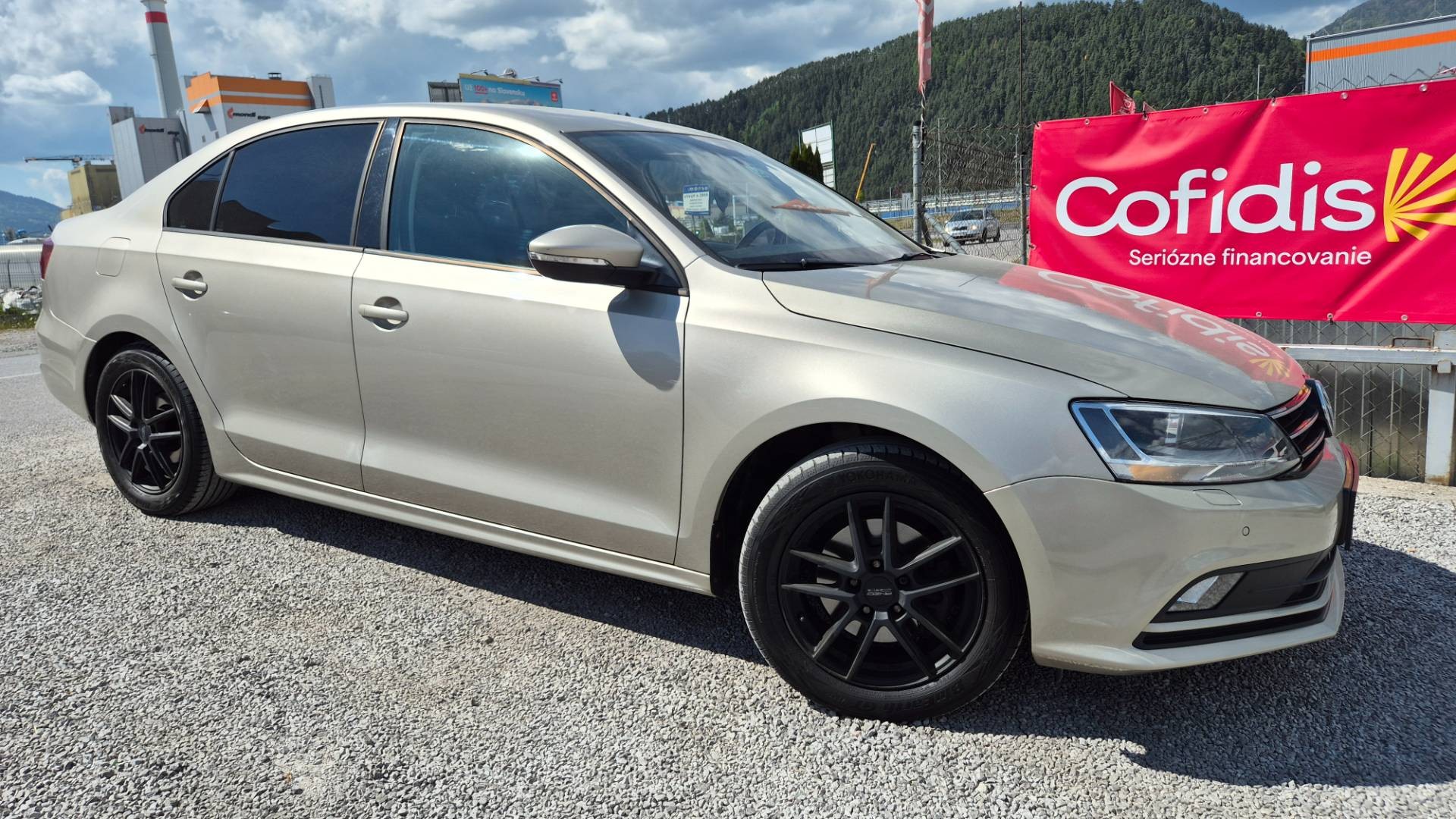 Volkswagen Jetta 1.2 TSI Comfortline – Obrázok 5
