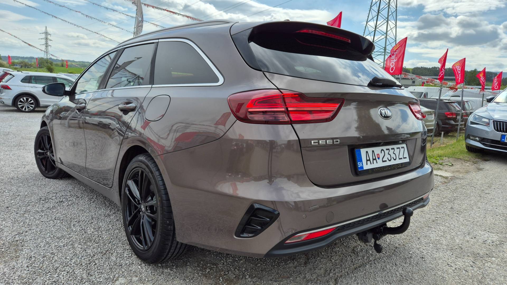 Kia Ceed SW 1.6 CRDi 136k Gold A/T – Obrázok 9