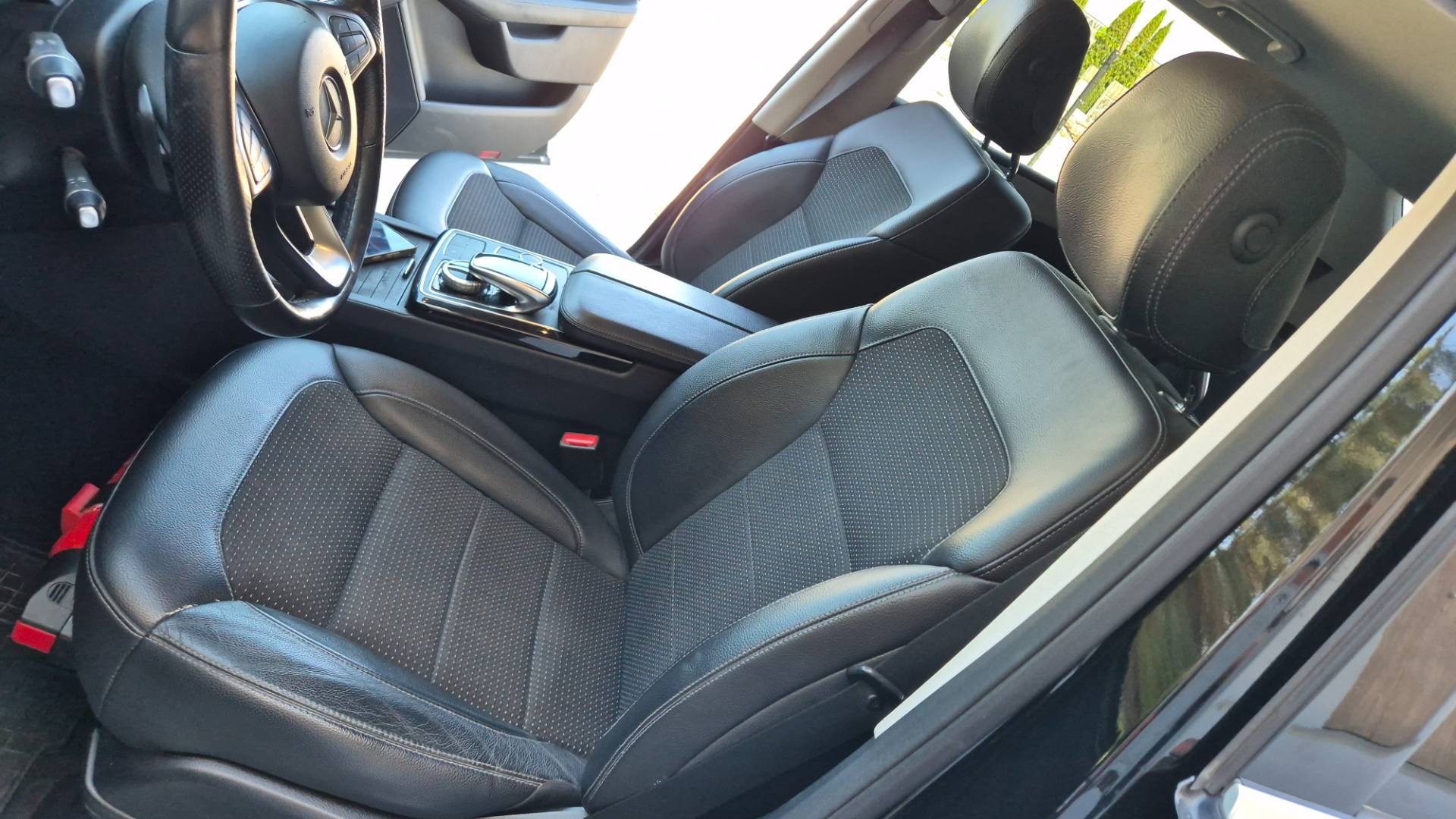 Mercedes-Benz GLE SUV 350d 4matic A/T – Obrázok 23