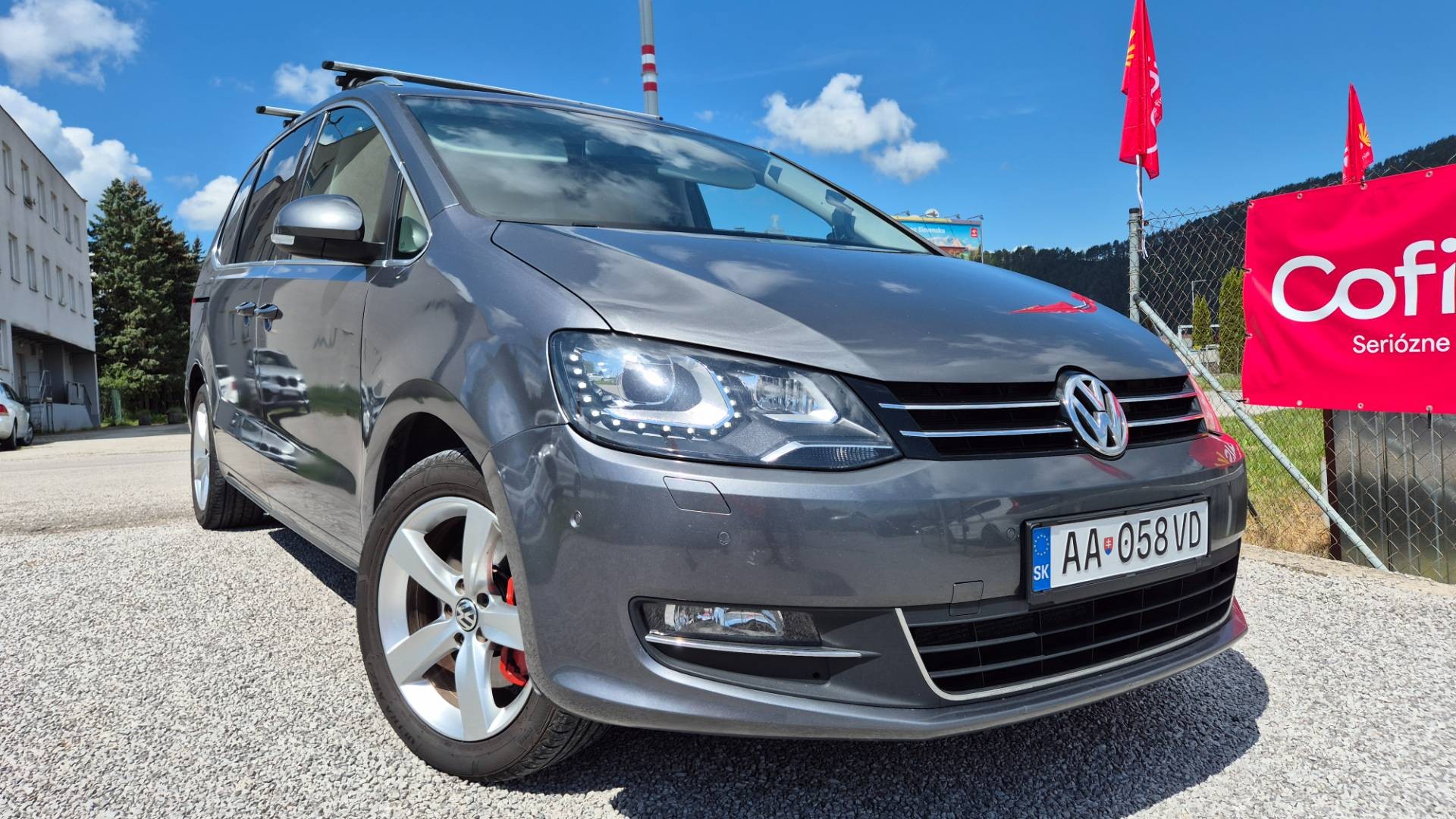 Volkswagen Sharan 2.0 TDI BMT 170k Highline DSG – Obrázok 4
