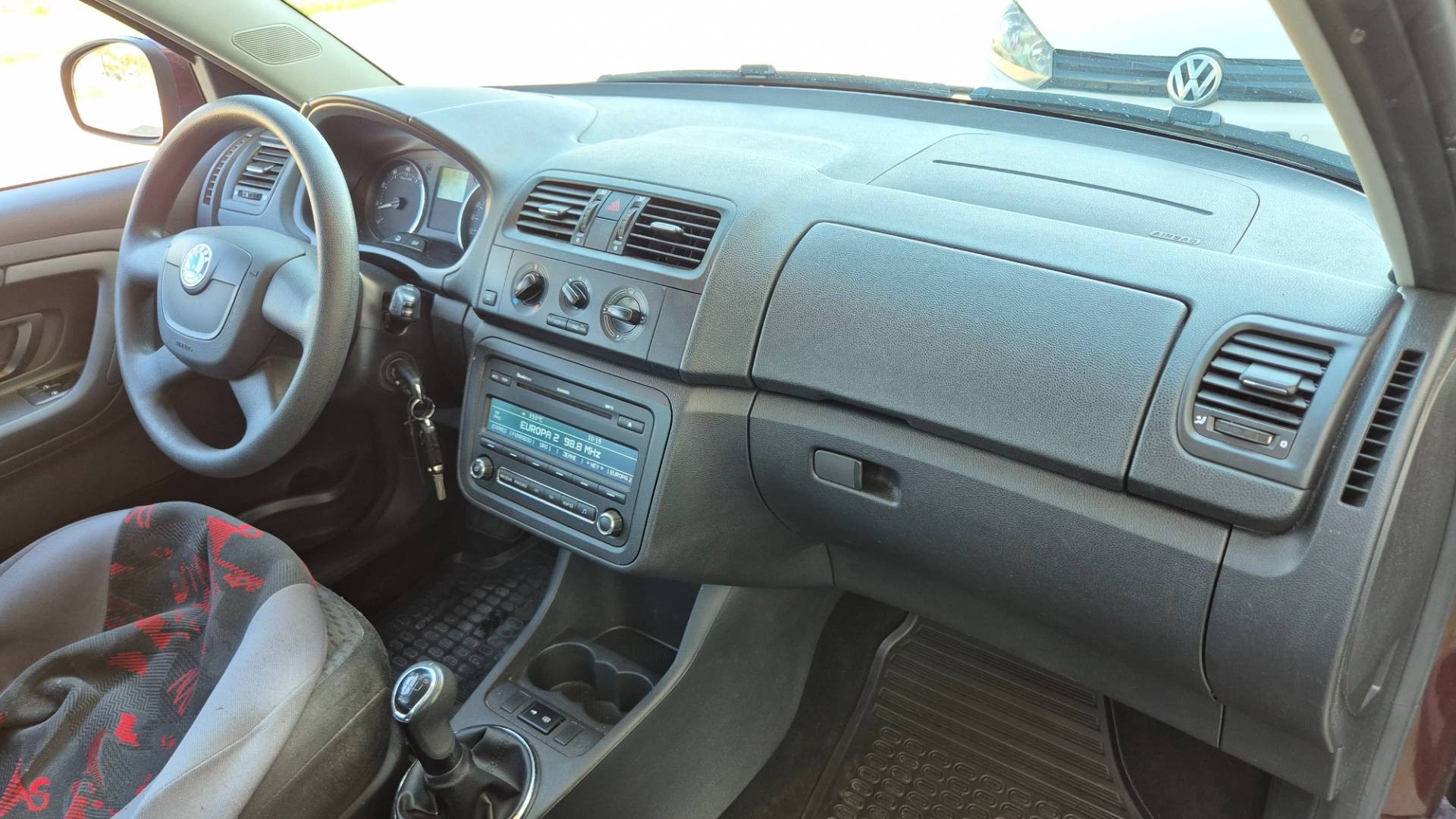 Škoda Fabia 1.2 TSI Ambiente – Obrázok 24