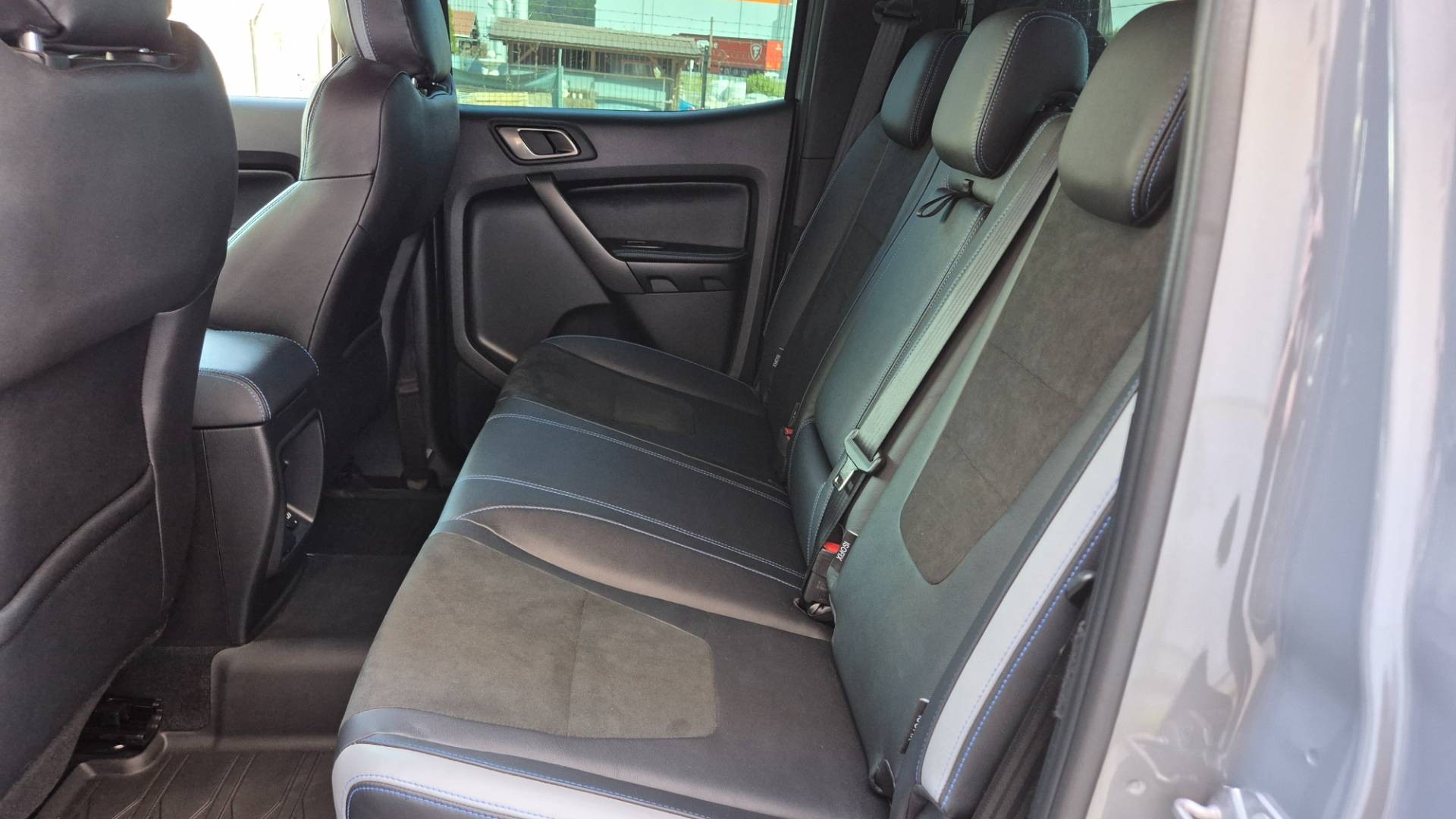 Ford Ranger Raptor 2.0 TDCi EcoBlue BiTurbo 4WD Double Cab A/T – Obrázok 20