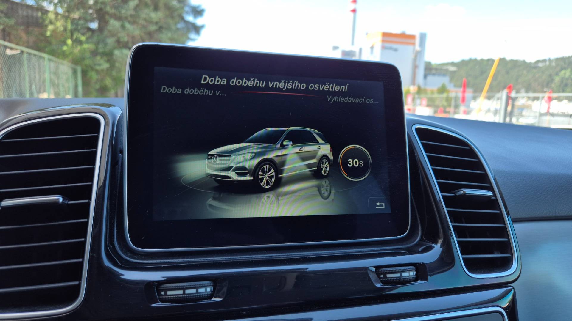 Mercedes-Benz GLE SUV 350d 4matic A/T – Obrázok 44