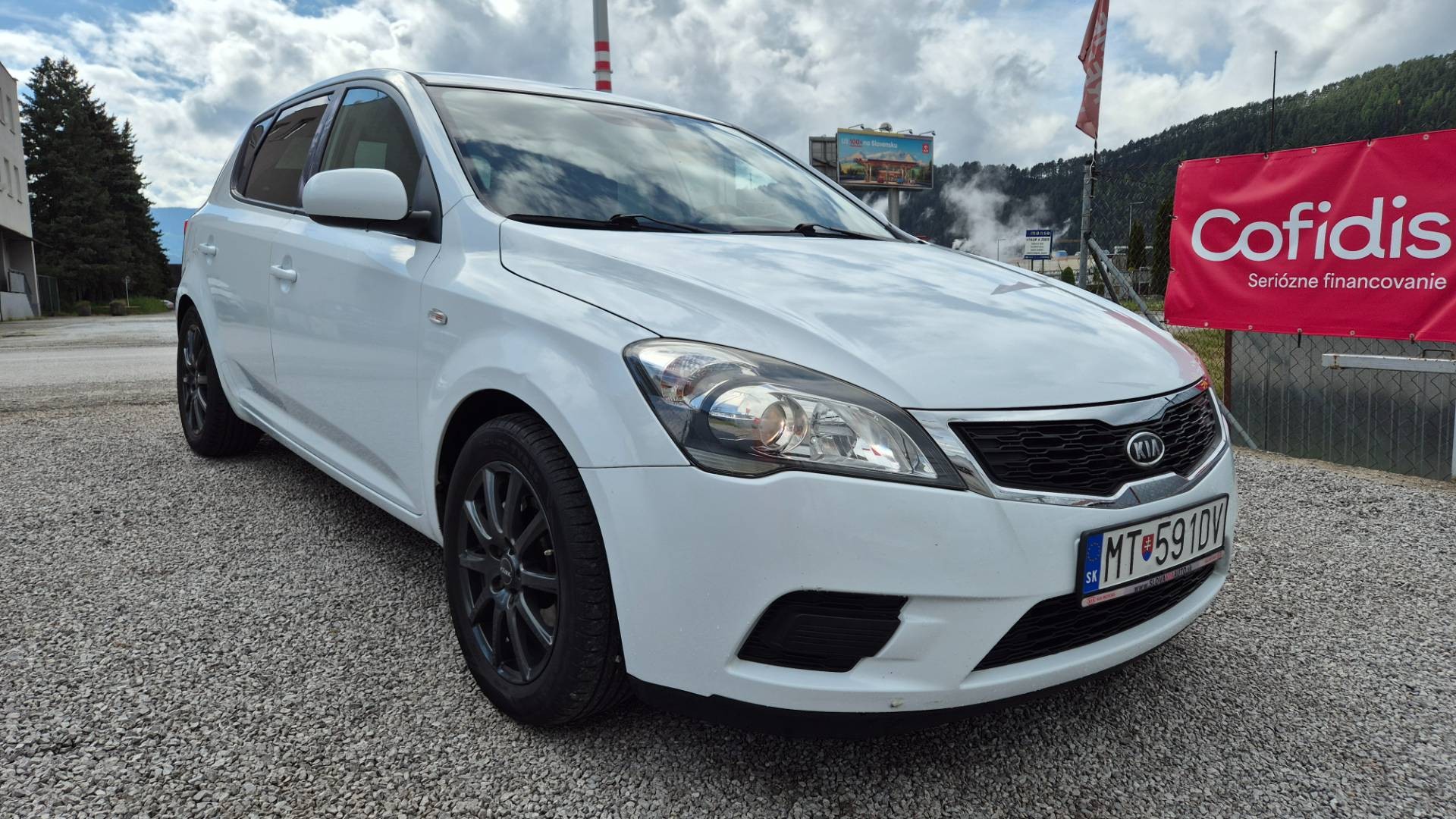 Kia Cee´d 1.6 CRDi VGT EX – Obrázok 2