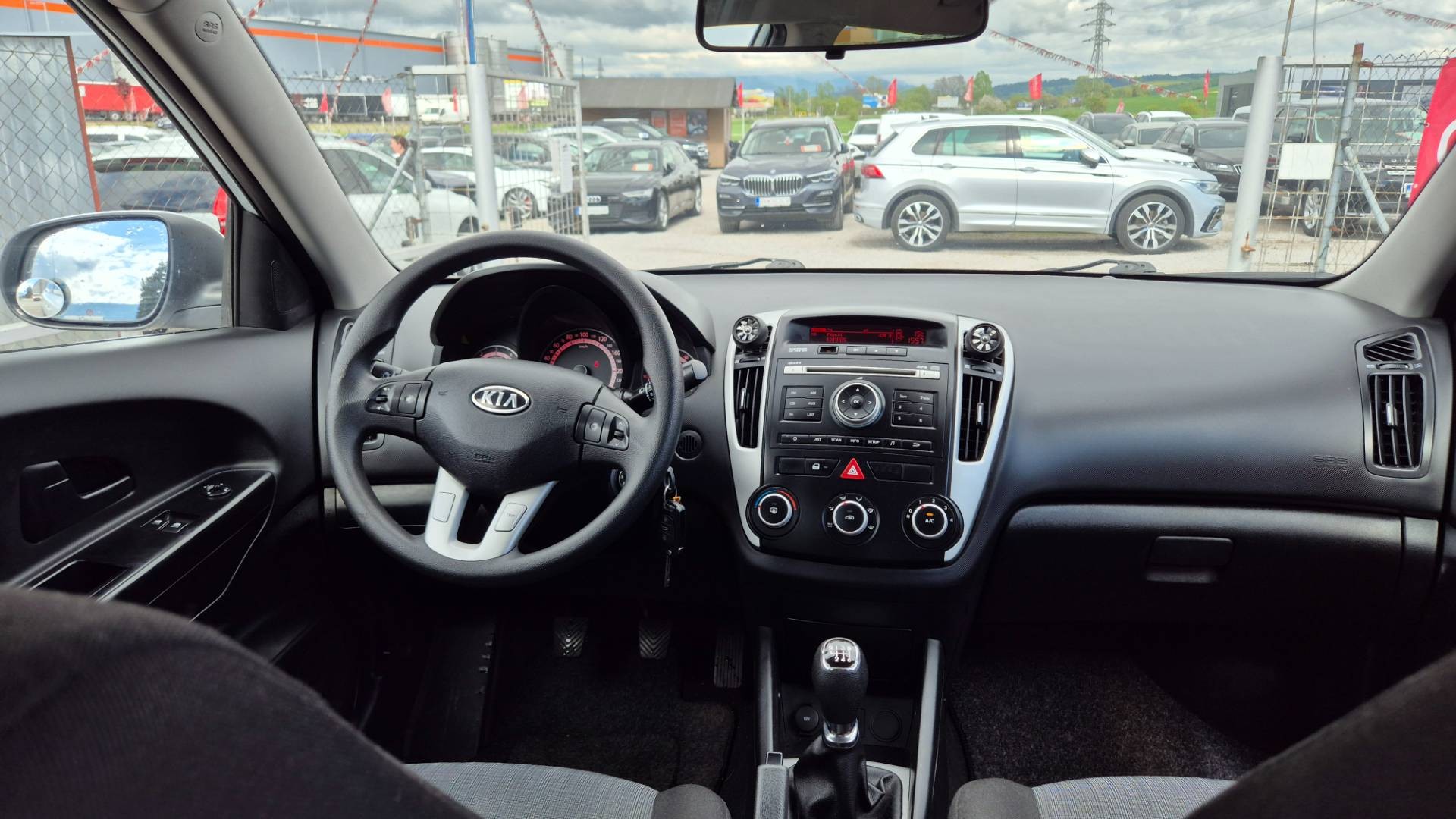 Kia Cee´d 1.6 CRDi VGT EX – Obrázok 11