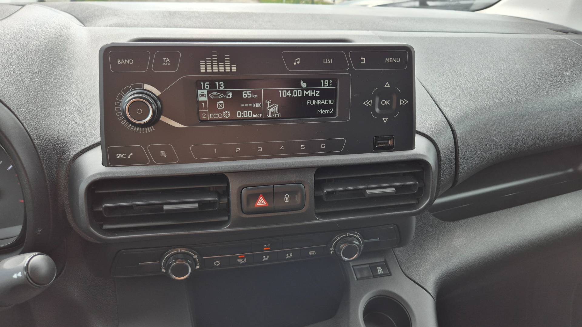Toyota Proace City 1.5 D Long – Obrázok 15
