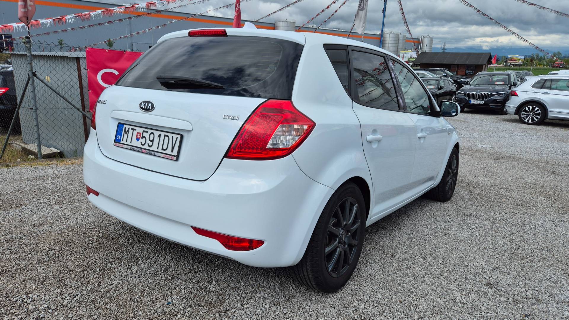 Kia Cee´d 1.6 CRDi VGT EX – Obrázok 3