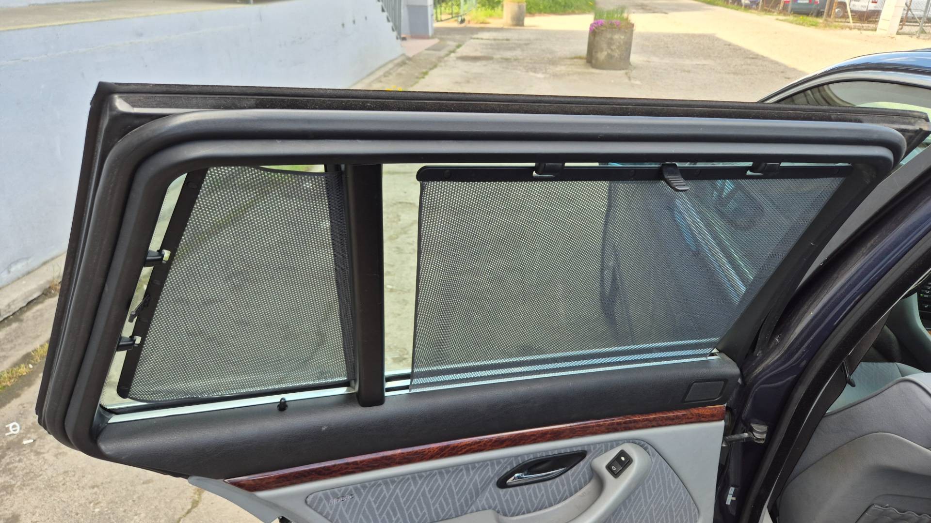 BMW Rad 5 Touring 525 dT – Obrázok 17