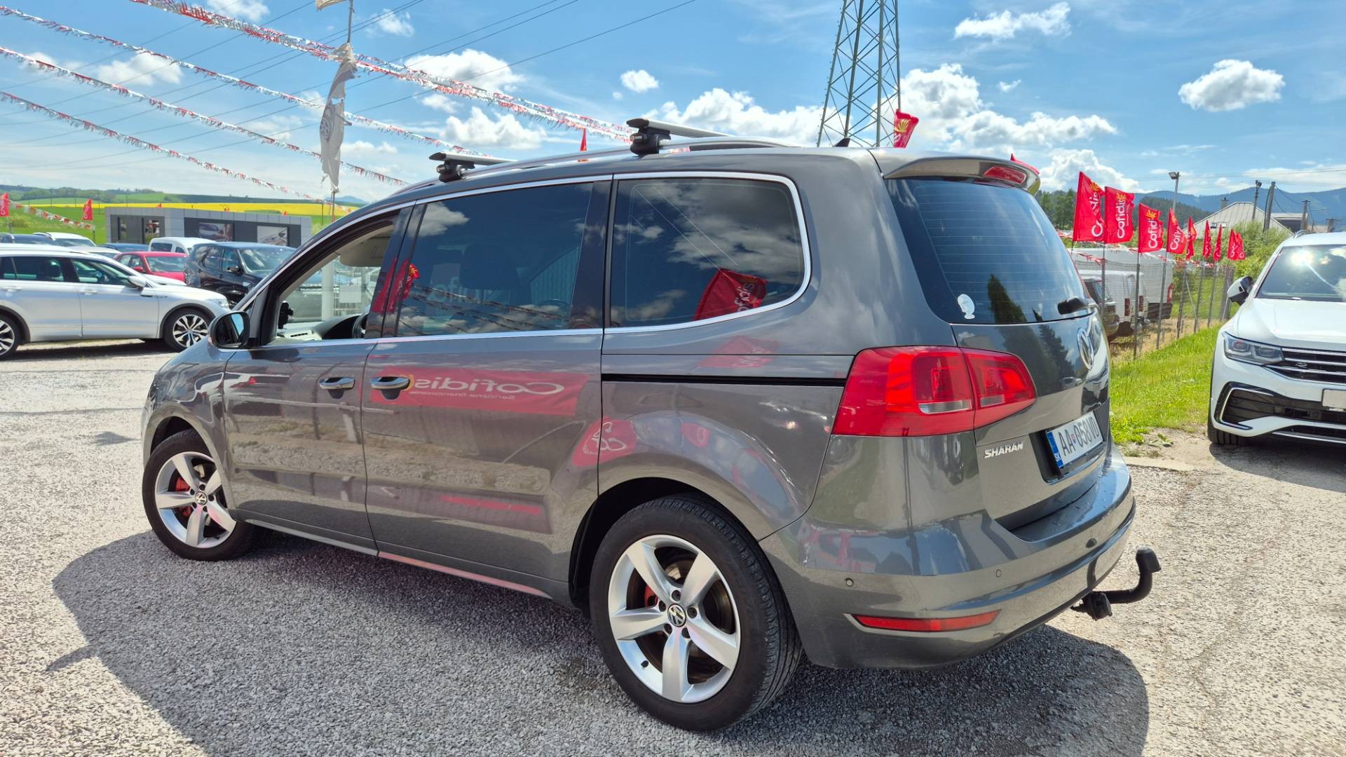 Volkswagen Sharan 2.0 TDI BMT 170k Highline DSG – Obrázok 10