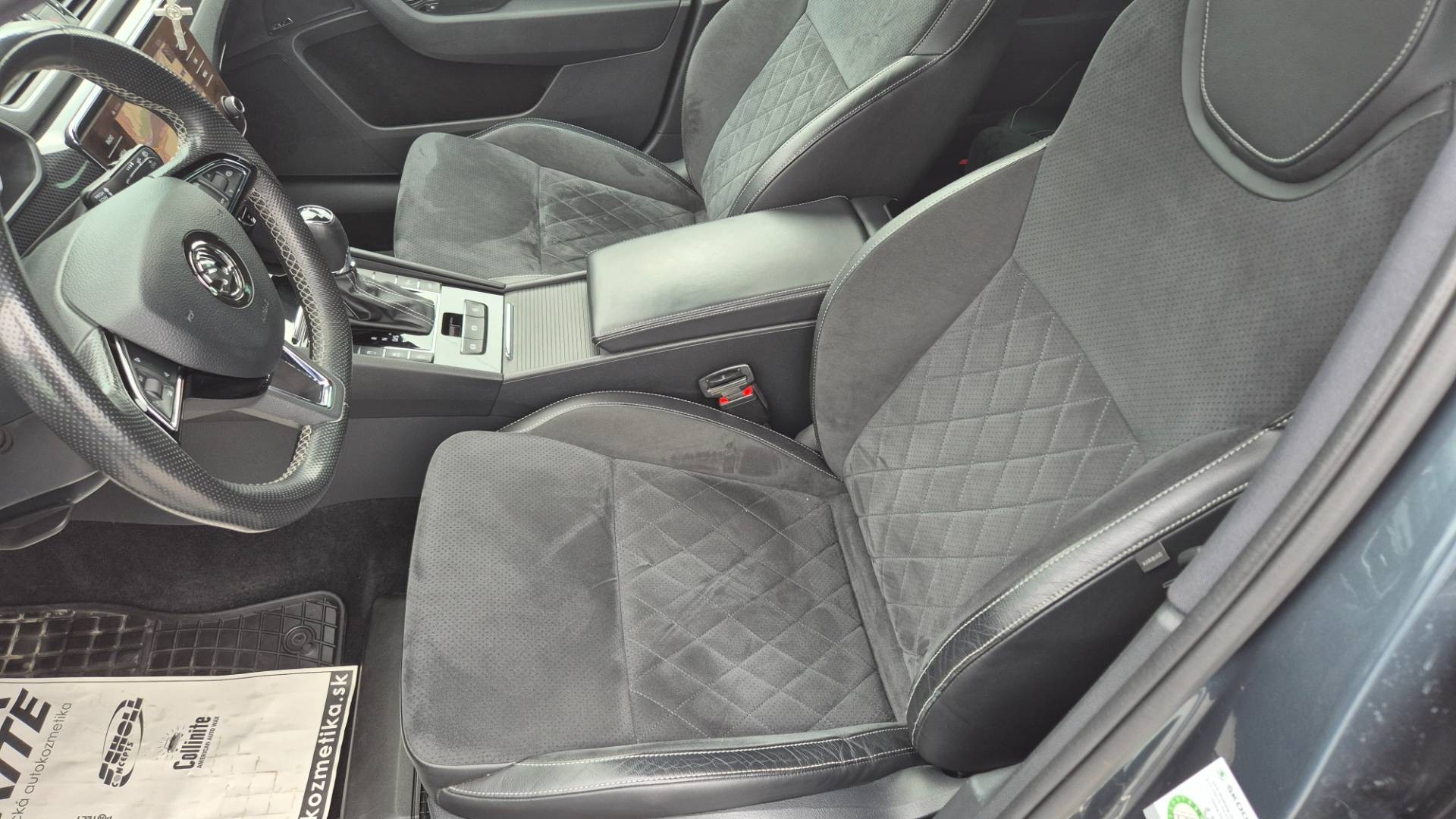 Škoda Superb Combi 2.0 TDI SCR Sportline 4x4 DSG – Obrázok 29