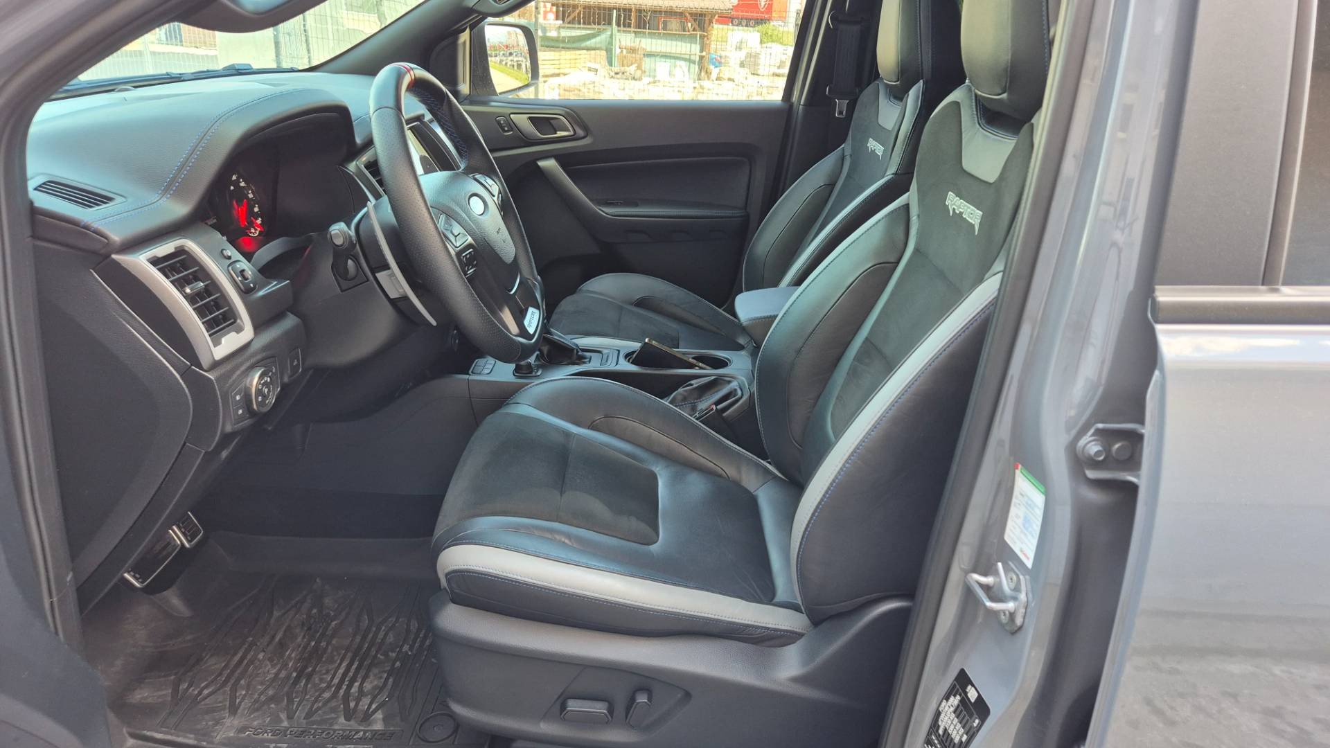 Ford Ranger Raptor 2.0 TDCi EcoBlue BiTurbo 4WD Double Cab A/T – Obrázok 23