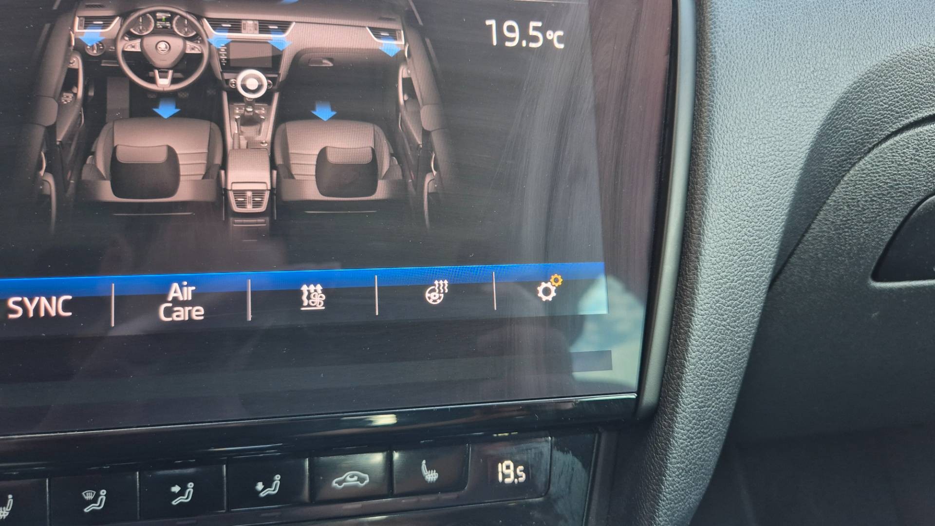 Škoda Octavia Combi 2.0 TDI Scout DSG 4x4 EU6 – Obrázok 54