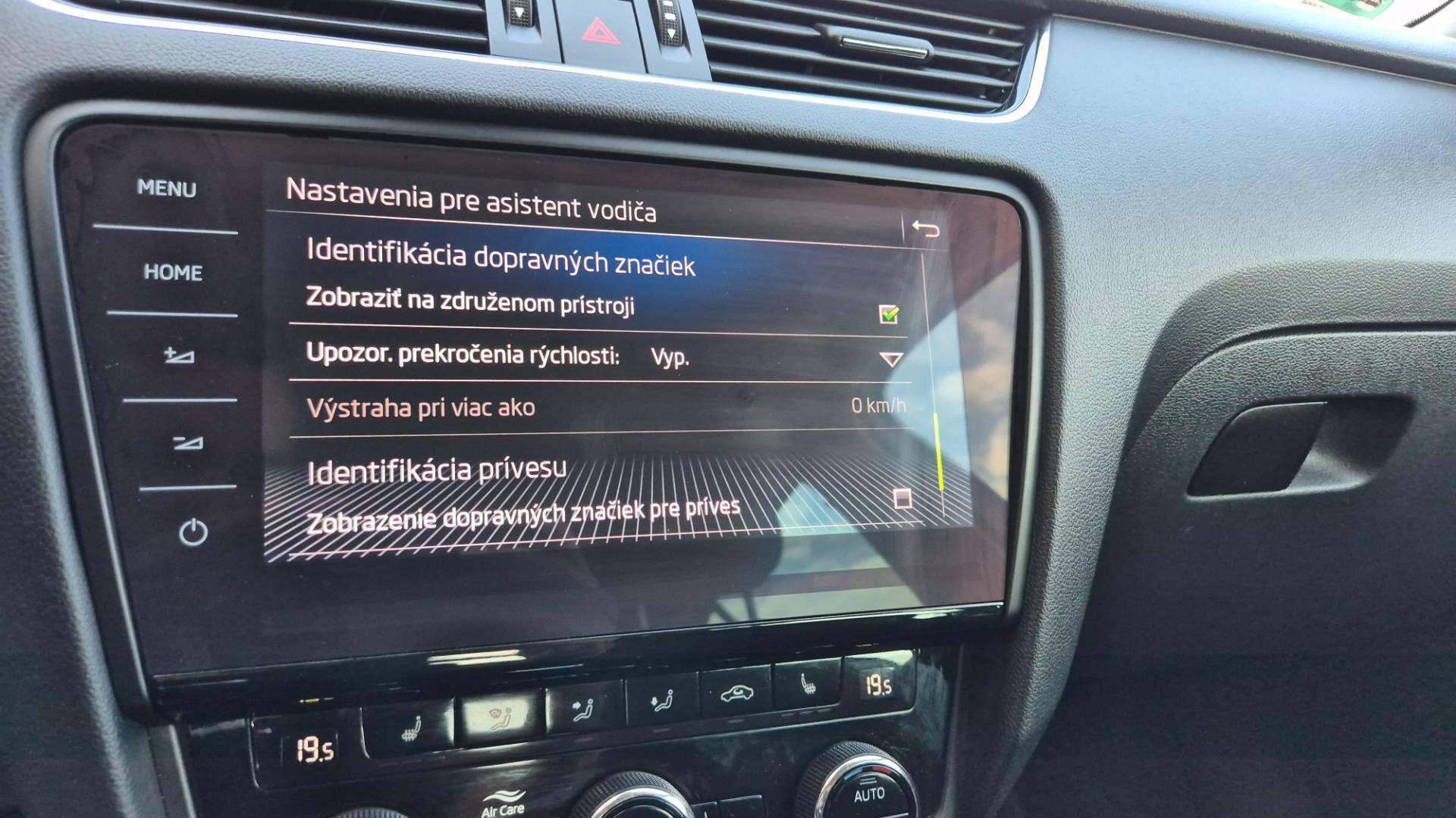 Škoda Octavia Combi 2.0 TDI Scout DSG 4x4 EU6 – Obrázok 51
