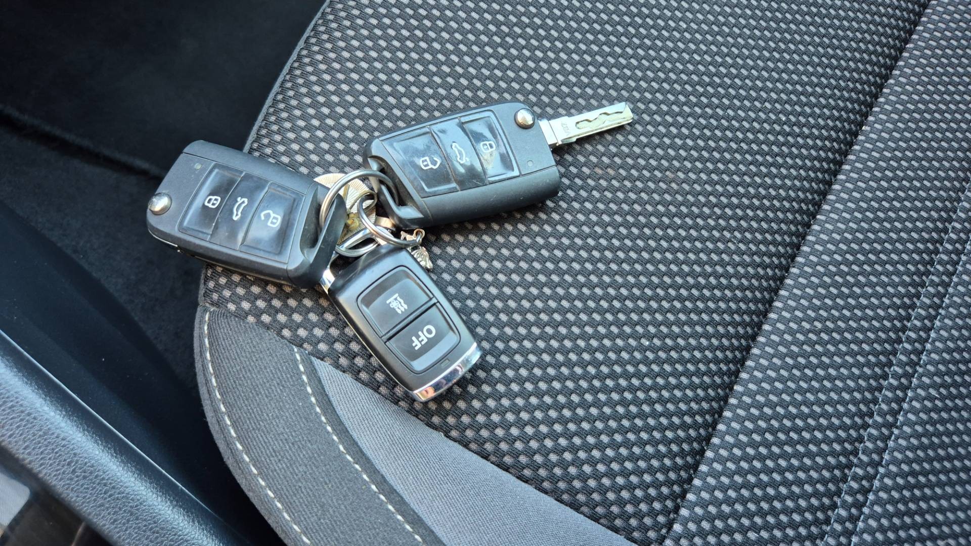 Škoda Octavia Combi 2.0 TDI Scout DSG 4x4 EU6 – Obrázok 56