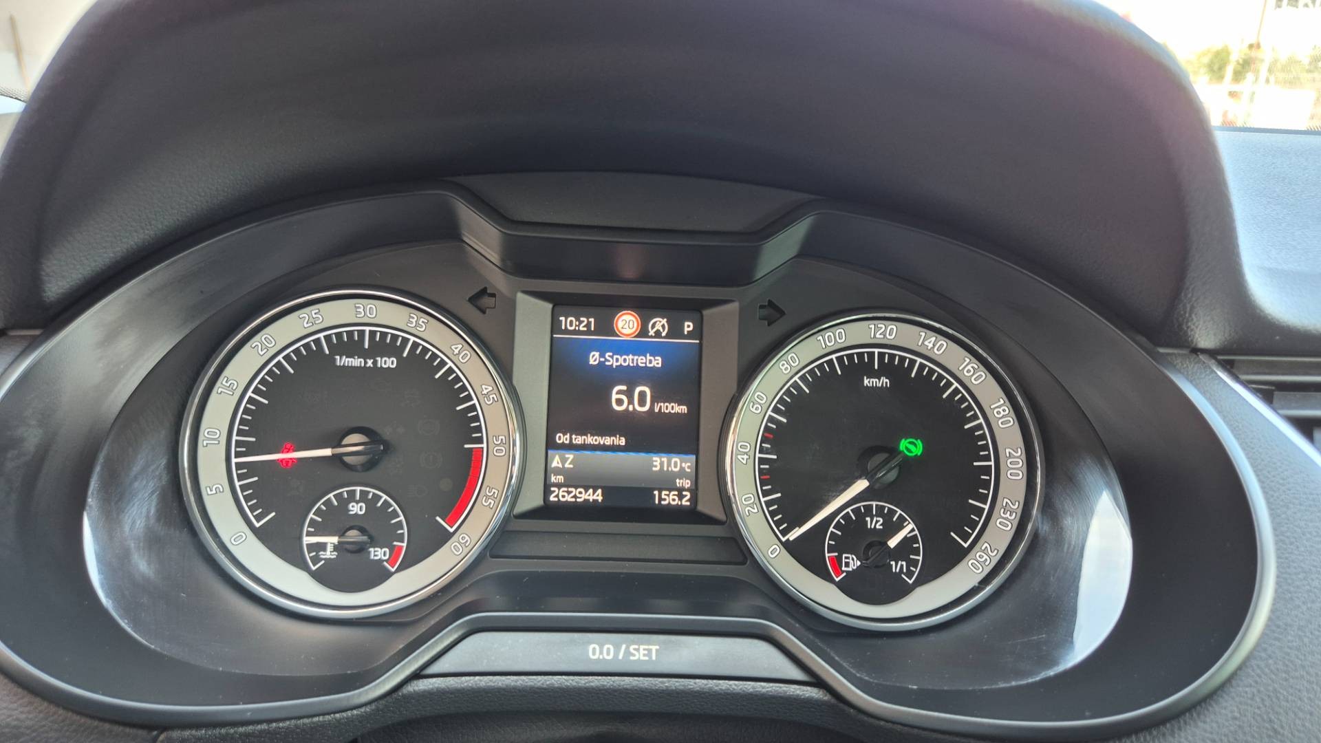 Škoda Octavia Combi 2.0 TDI Scout DSG 4x4 EU6 – Obrázok 45