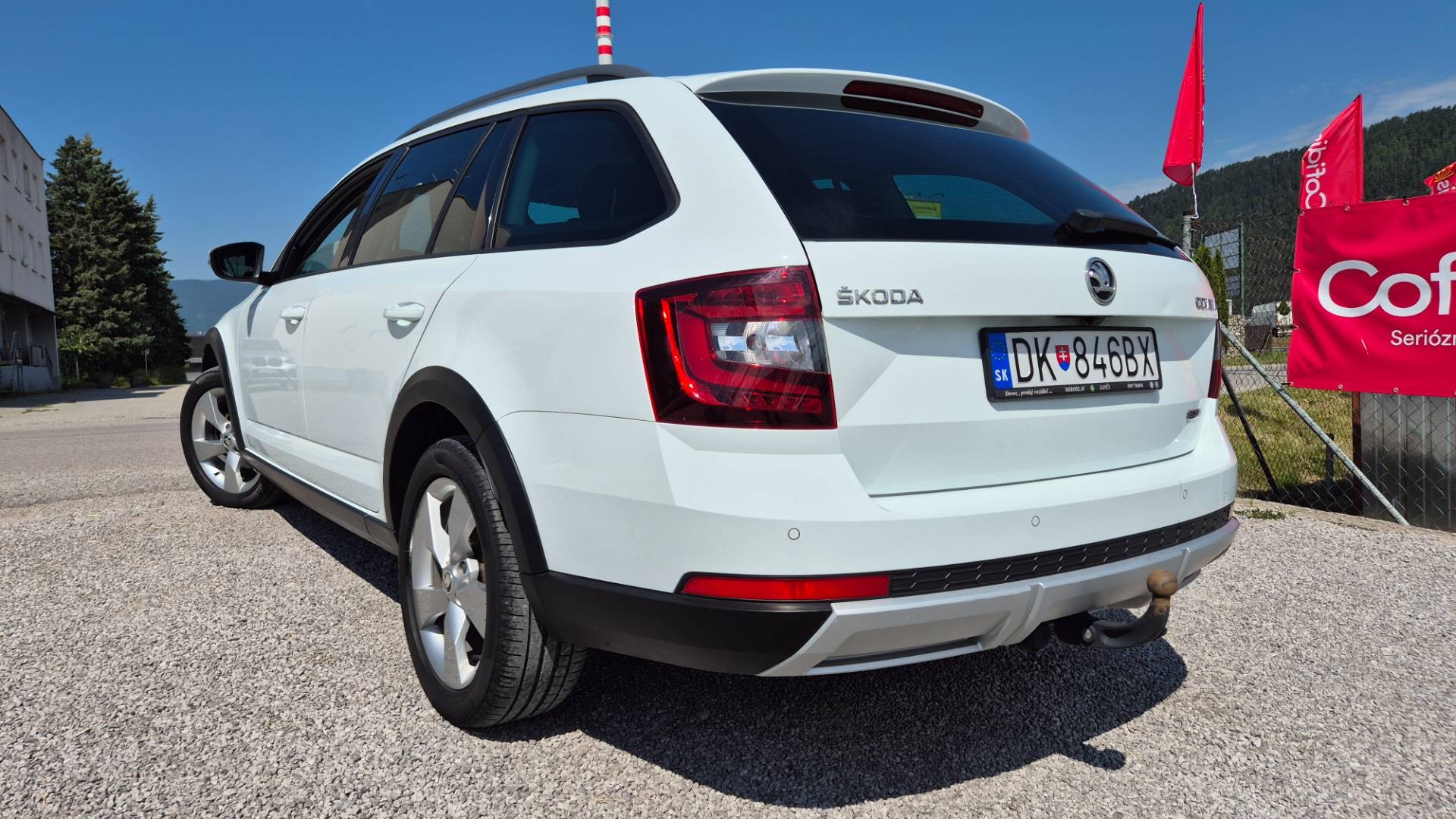 Škoda Octavia Combi 2.0 TDI Scout DSG 4x4 EU6 – Obrázok 20