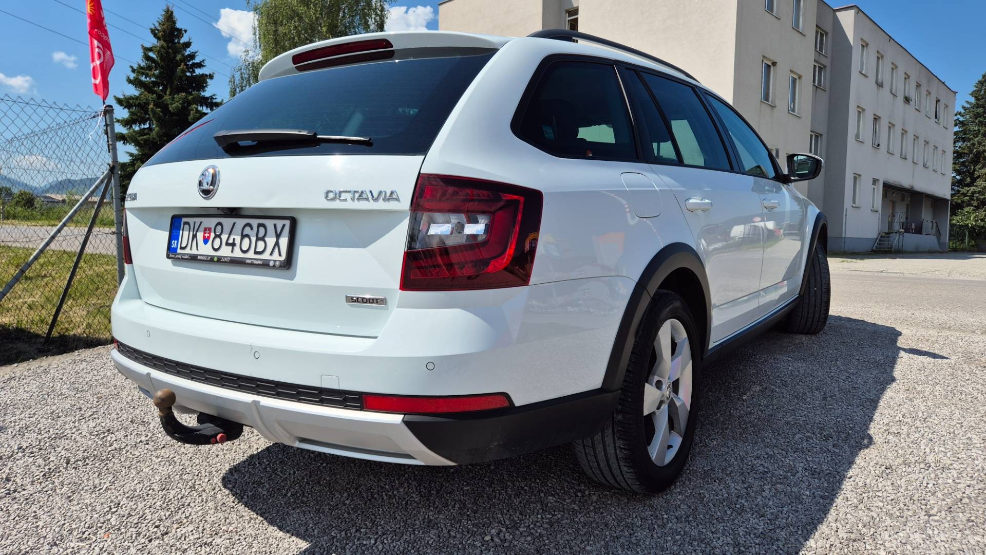 Škoda Octavia Combi 2.0 TDI Scout DSG 4x4 EU6 – Obrázok 19