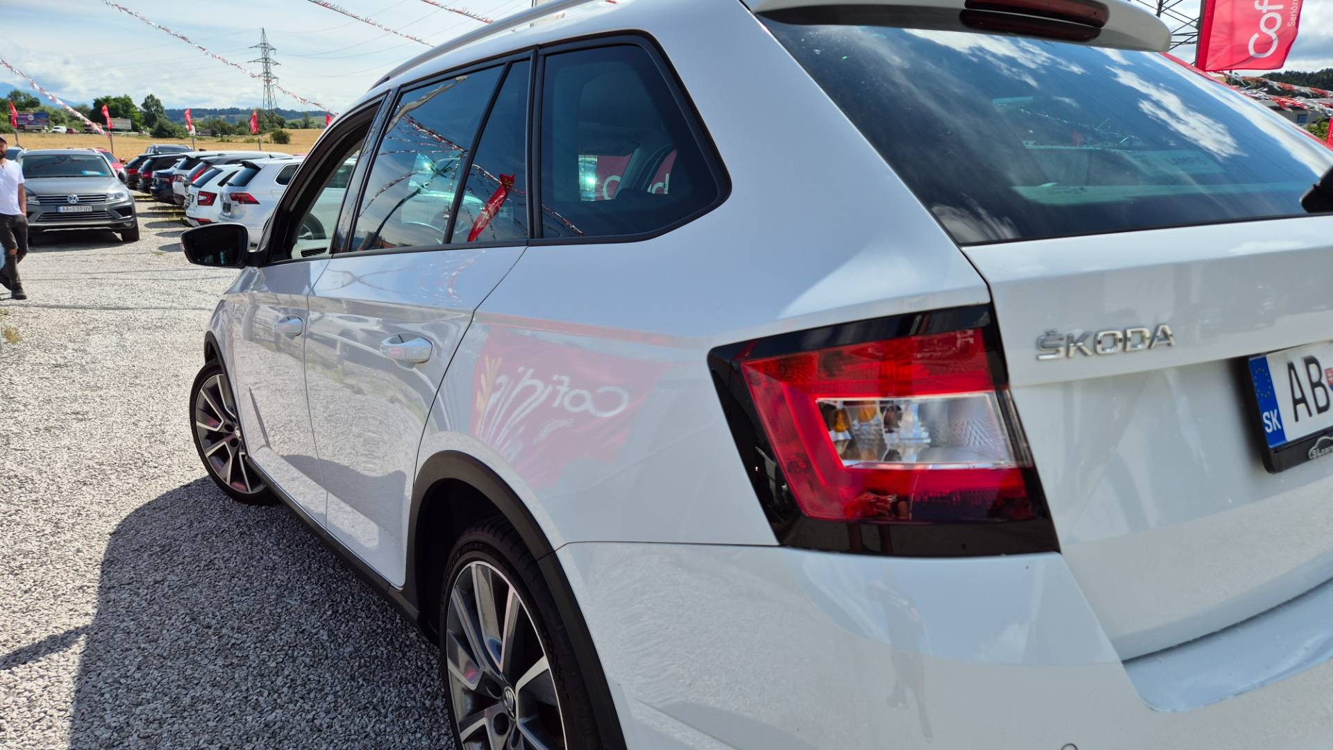 Škoda Fabia Combi 1.0 TSI Style – Obrázok 11