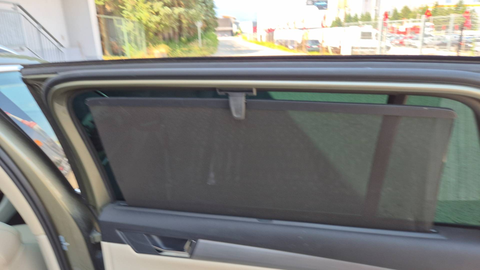 Škoda Superb Combi 2.0 TDI 190k 4x4 Style DSG EU6 – Obrázok 17