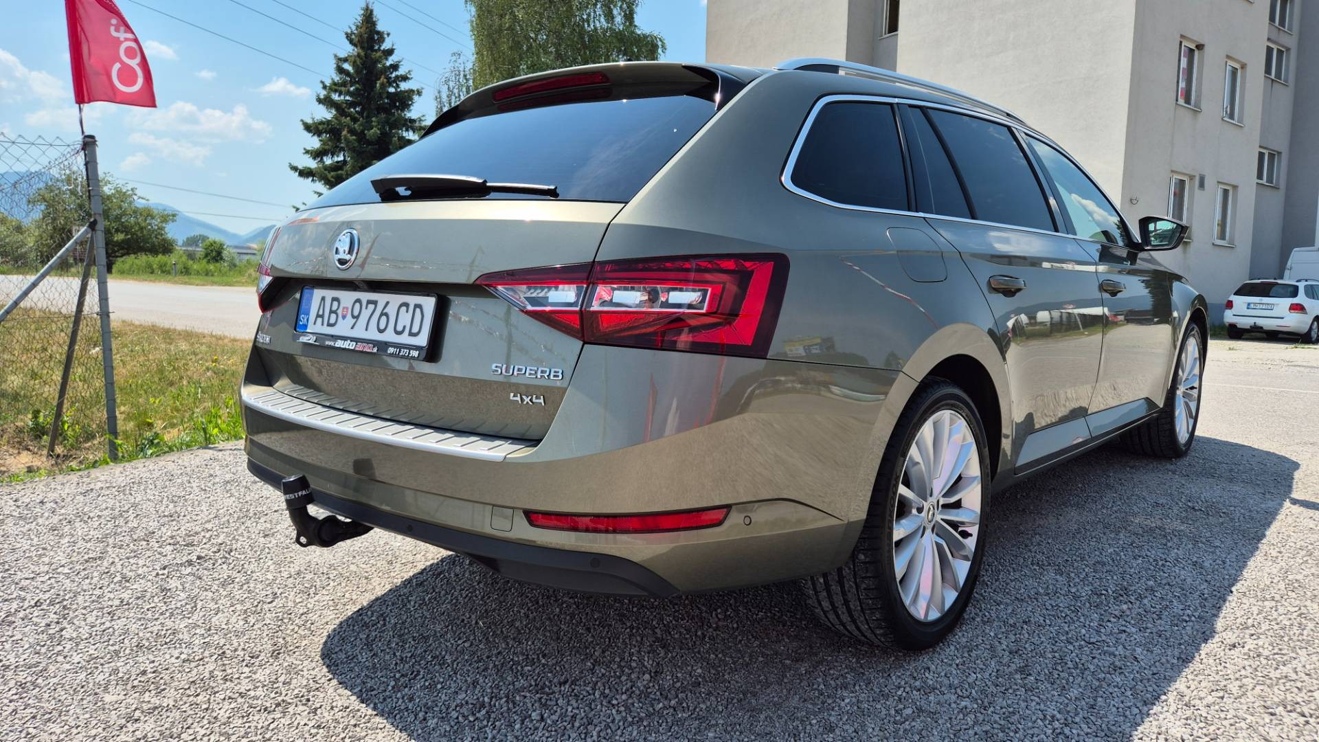 Škoda Superb Combi 2.0 TDI 190k 4x4 Style DSG EU6 – Obrázok 4