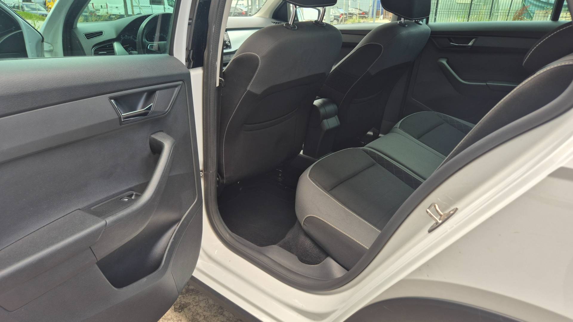Škoda Fabia Combi 1.0 TSI Style – Obrázok 19