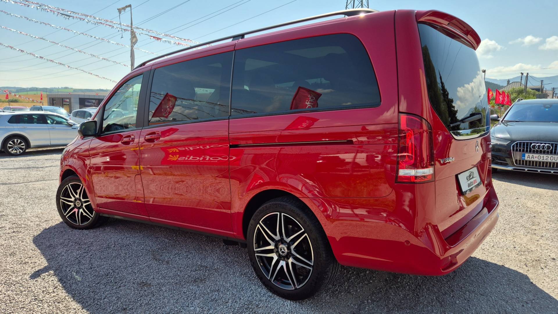 Mercedes-Benz V trieda V300 d Exclusive lang A/T 4MATIC – Obrázok 11