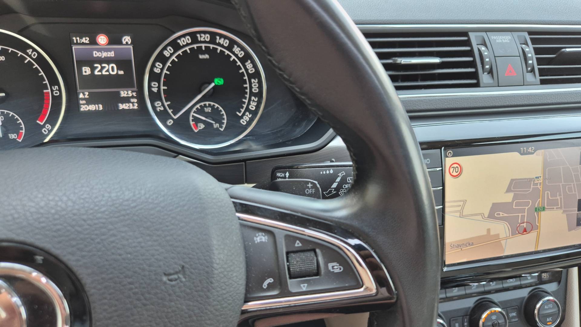 Škoda Superb Combi 2.0 TDI 190k 4x4 Style DSG EU6 – Obrázok 37