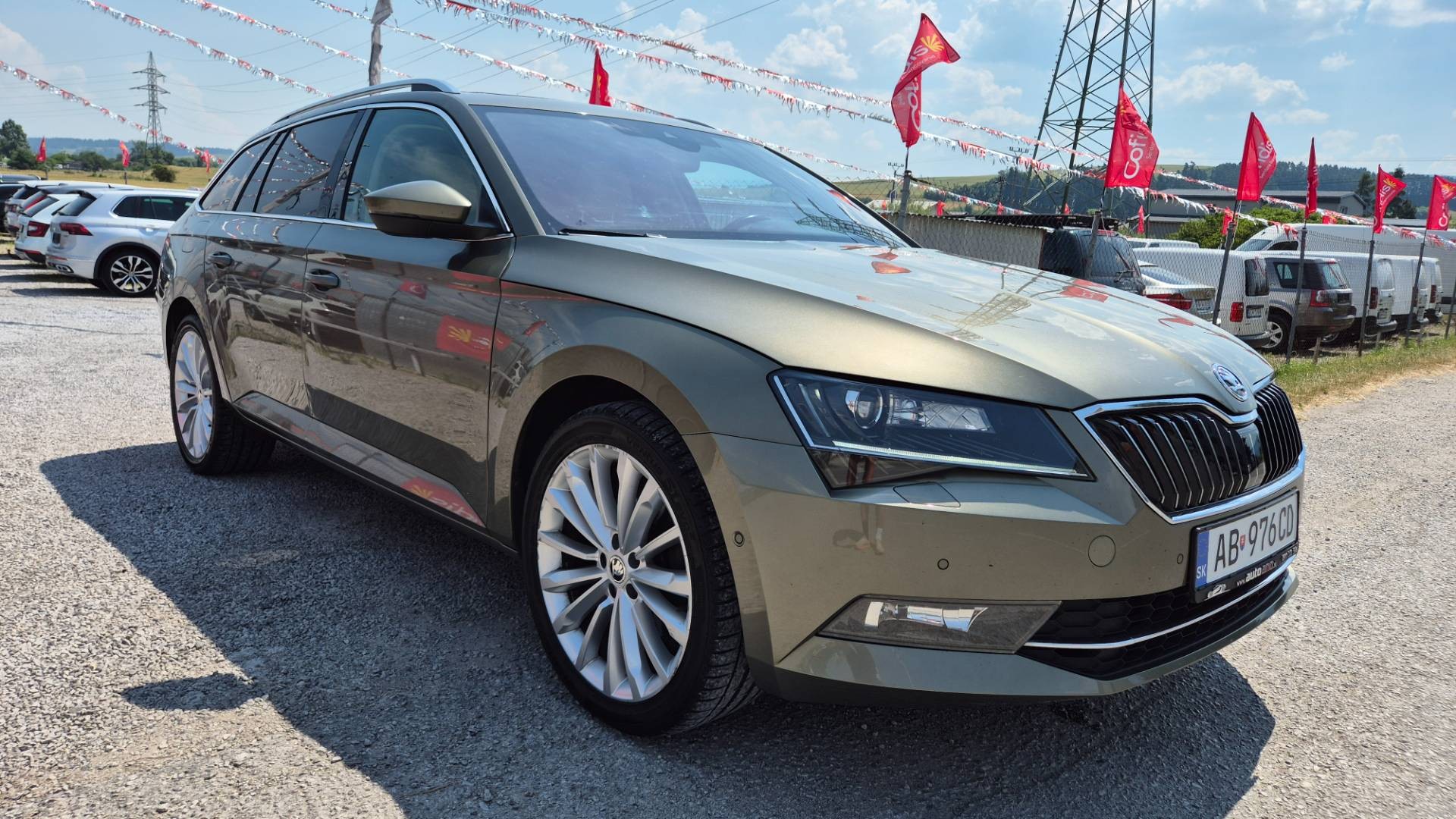 Škoda Superb Combi 2.0 TDI 190k 4x4 Style DSG EU6 – Obrázok 2